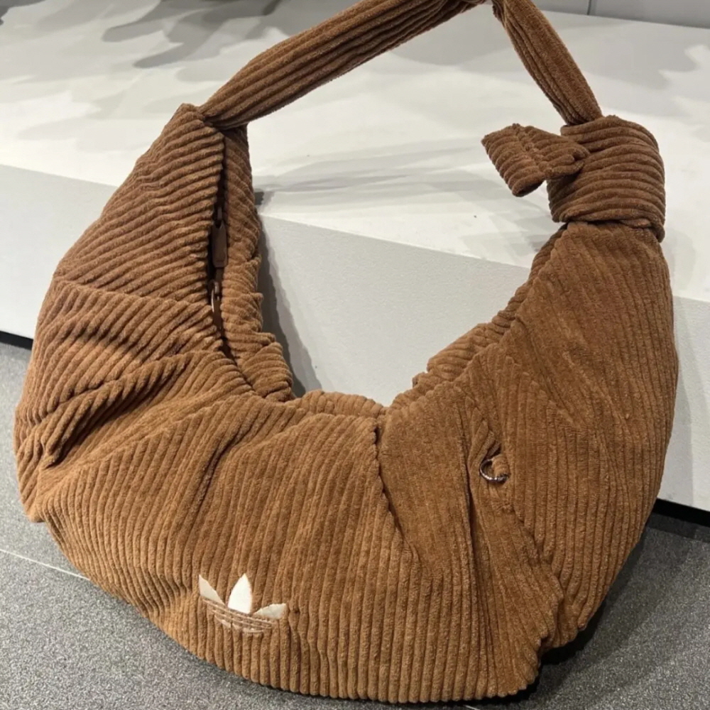 아디다스 오리지널 포츈 코듀로이 숄더백 토트백 2colors/2size KT0860/61 - 상세 이미지 5