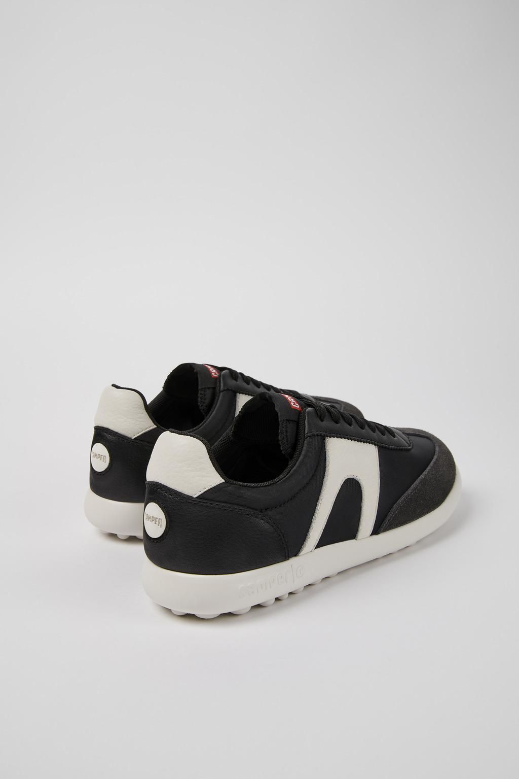 캠퍼 테크니컬 경량 로우탑 스니커즈 Pelotas Xlite K201532-002 BLACK - 상세 이미지 3