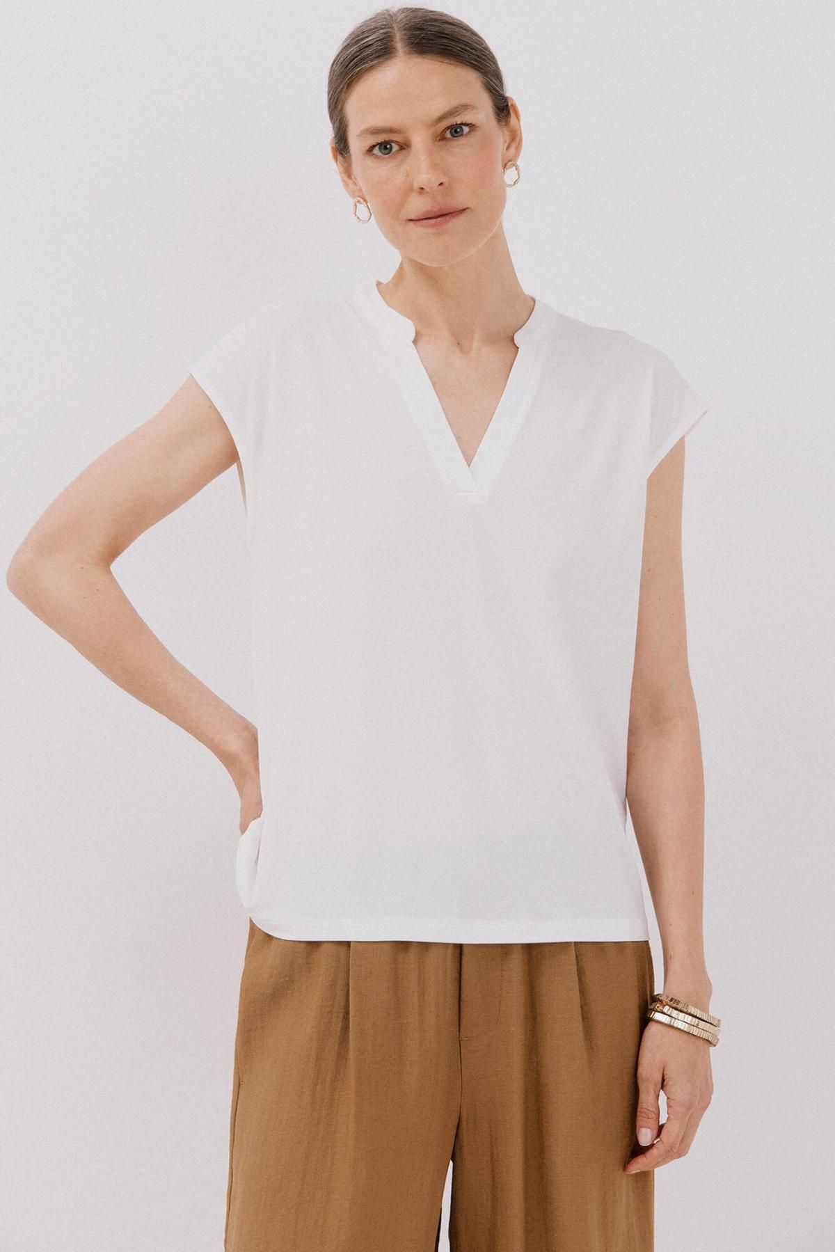 꼬르떼피엘 미니멀 베이직 마오넥 반팔 티셔츠 9162090 BLANCO - 상품 이미지
