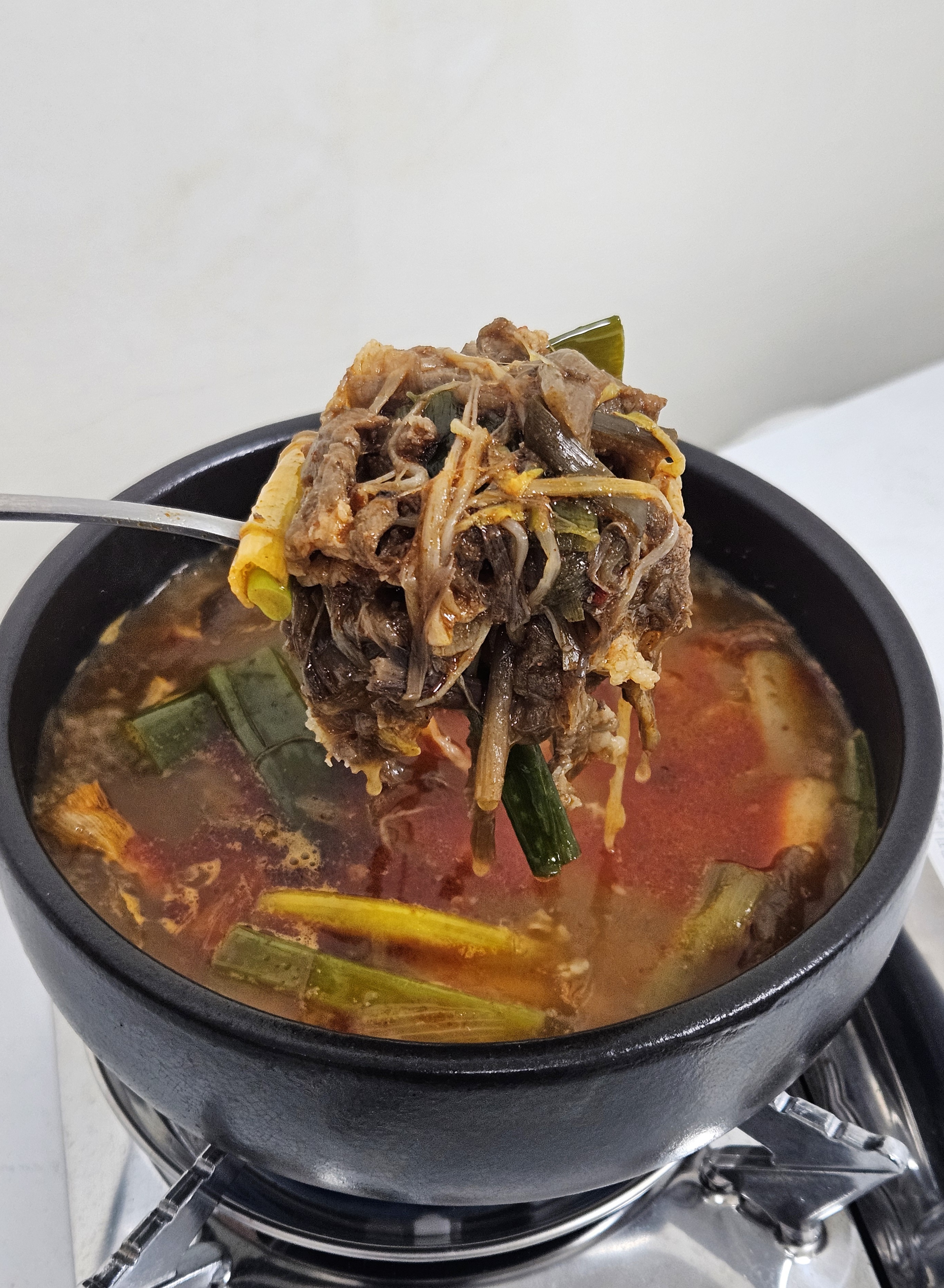 [푸짐한 건더기양 1등] 진연당 전통 가마솥 육개장 프리미엄 해장국 750g - 상세 이미지 2
