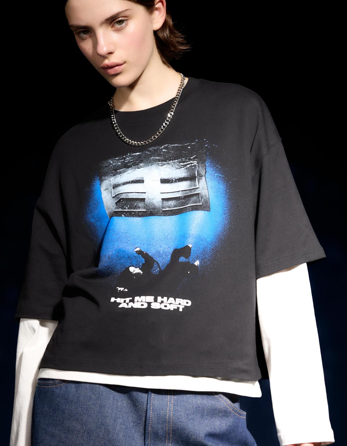 버쉬카 반팔 Billie Eilish 프린트 티셔츠 2431/160 BLACK - 상세 이미지 3