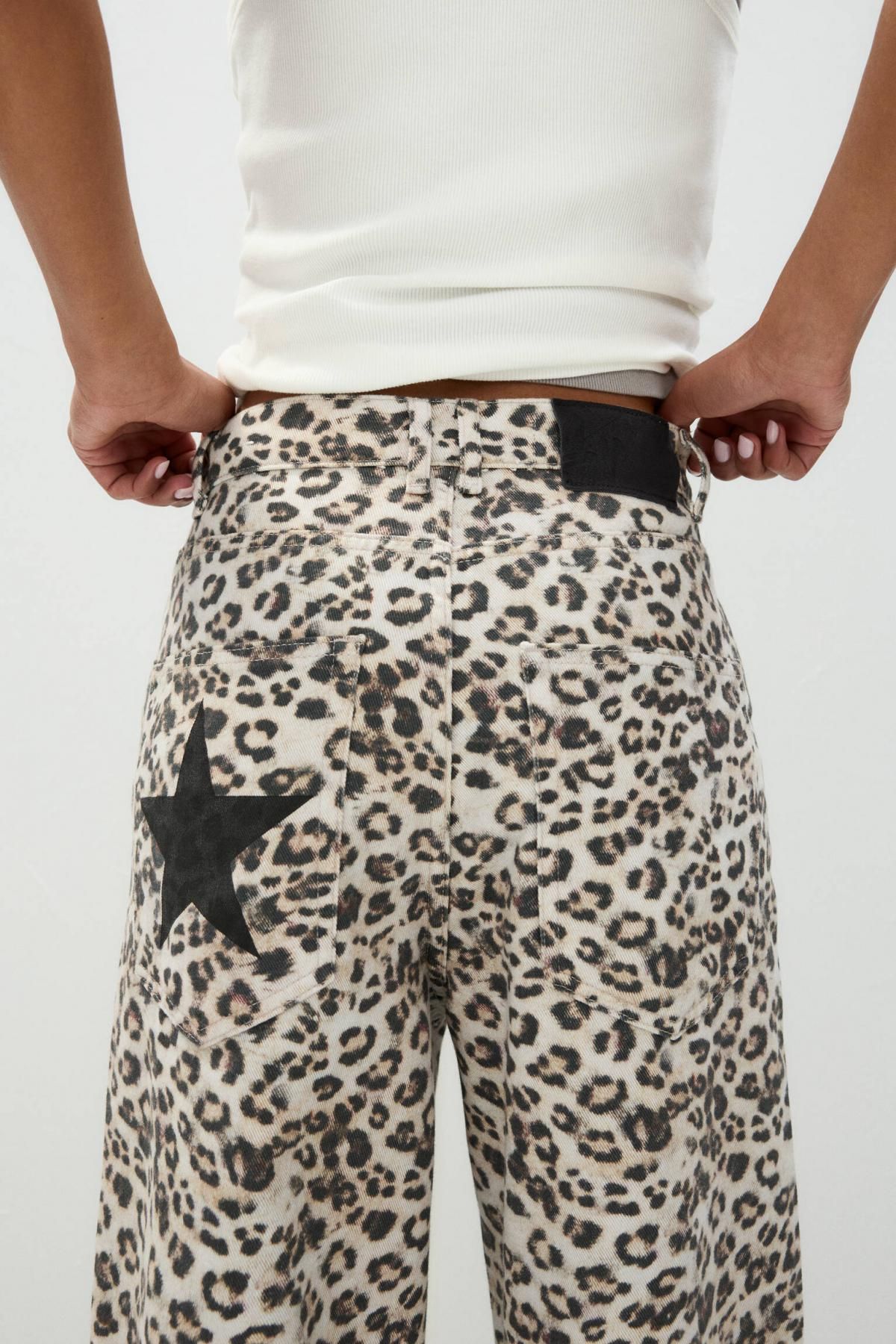 풀앤베어 애니멀 프린트 와이드핏 배기 데님 팬츠 7687/306 LEOPARD - 상세 이미지 4