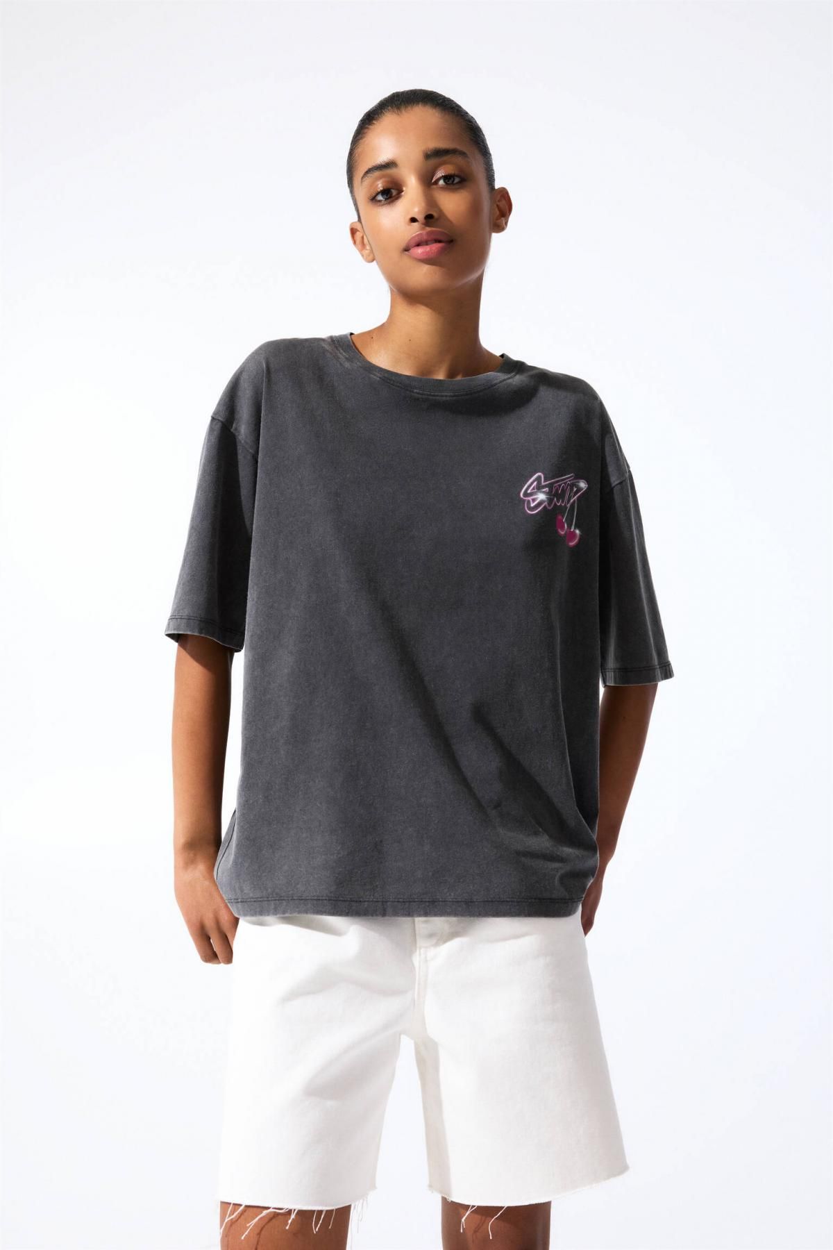 풀앤베어 스트리트 네온 체리 그래픽 반팔 티셔츠 7150/233 ANTHRACITE GREY - 상세 이미지 2