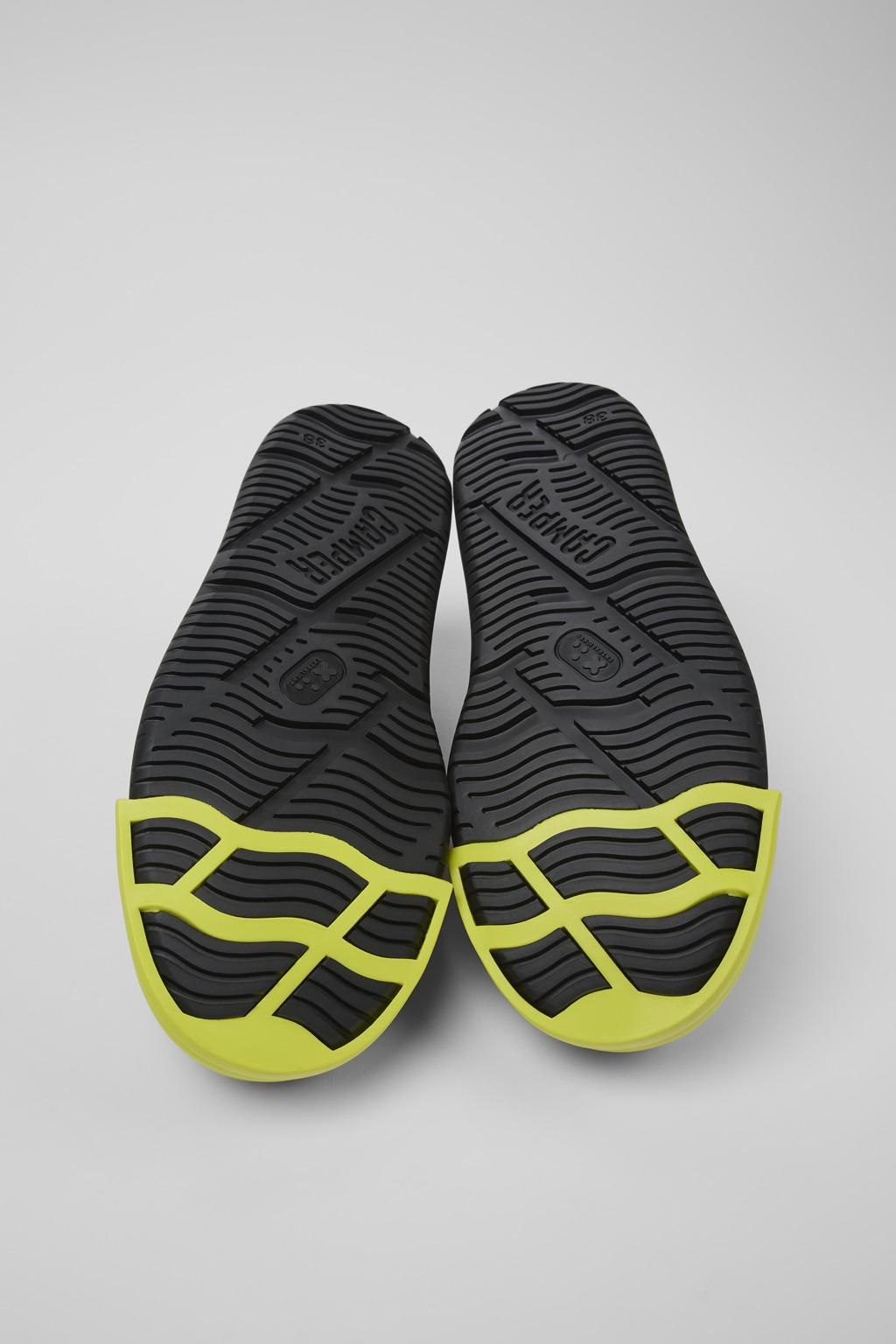 캠퍼 커스텀 테크니컬 블랙 레더 러닝 스니커즈 Junction Runner K201683-002 BLACK - 상세 이미지 5