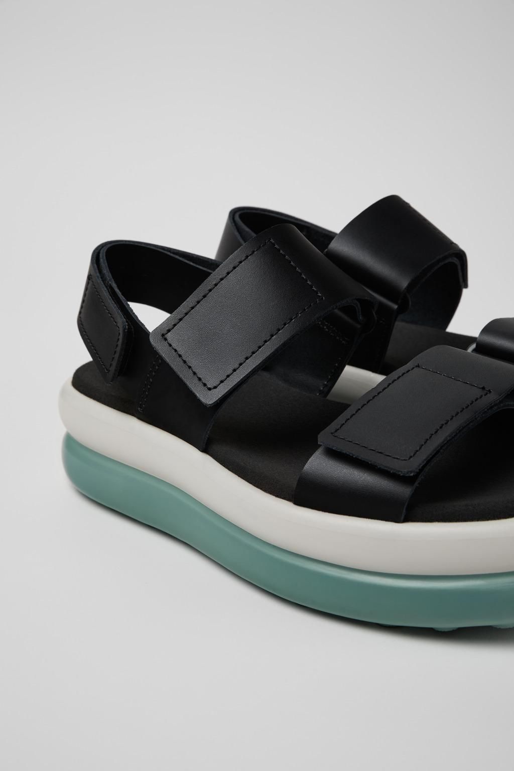 캠퍼 트렌디 스트랩샌들 Pelotas Flota Up 블랙 레더 플랫폼 K201728-005 BLACK - 상세 이미지 2