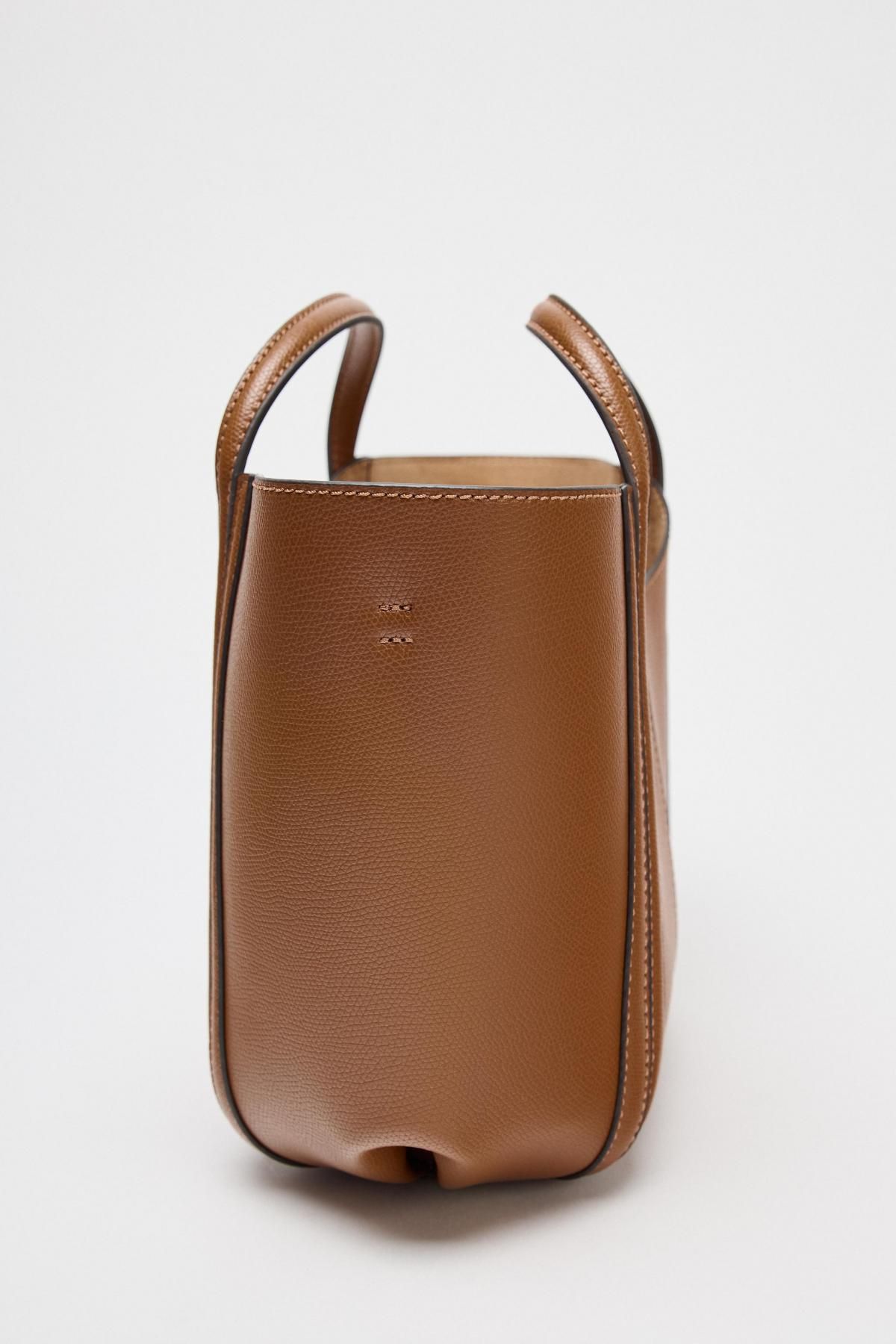 자라 미니멀 스티치 토트백 브라운 6332/510 DARK TAN - 상세 이미지 3