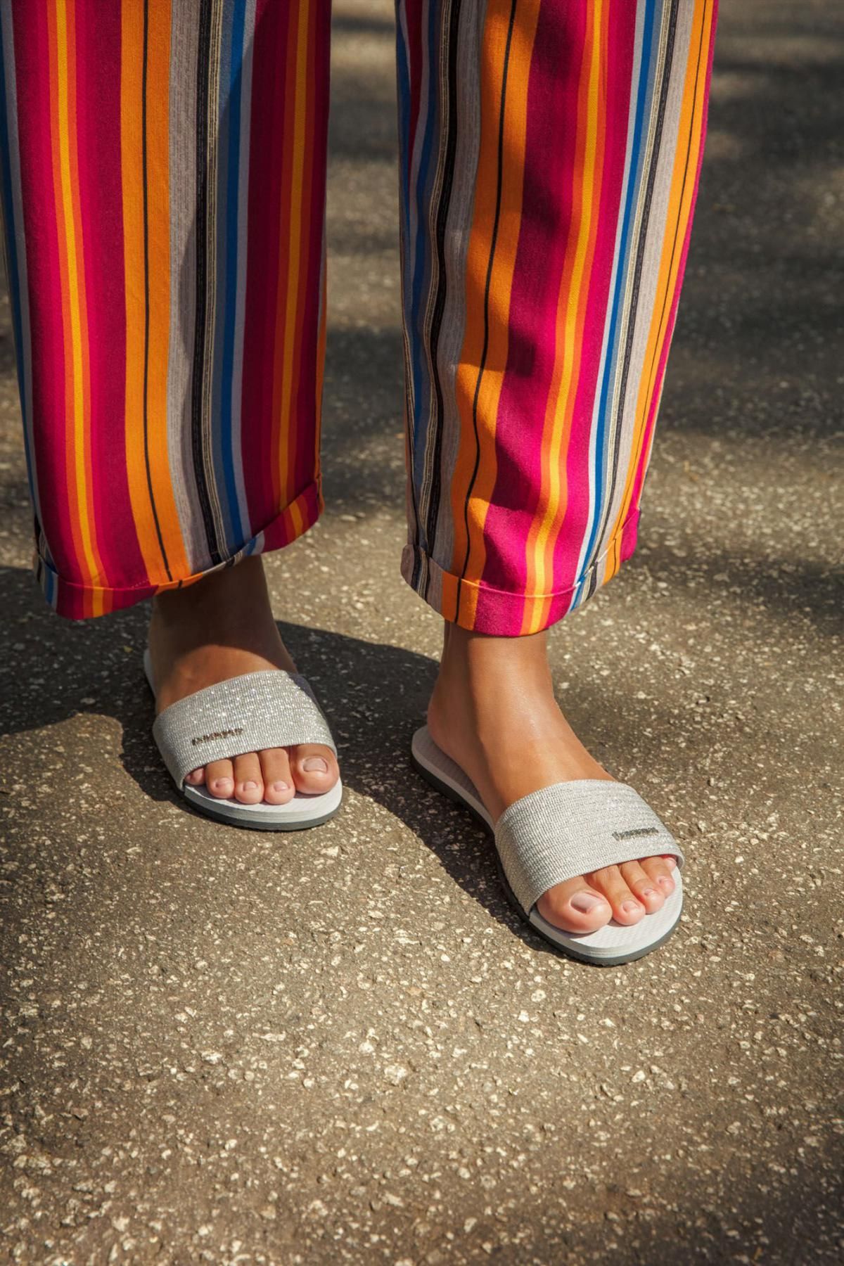 하바이아나스 메탈릭 슬라이드 샌들 Havaianas You Malta Metallic 4183434 GRIS - 상세 이미지 3
