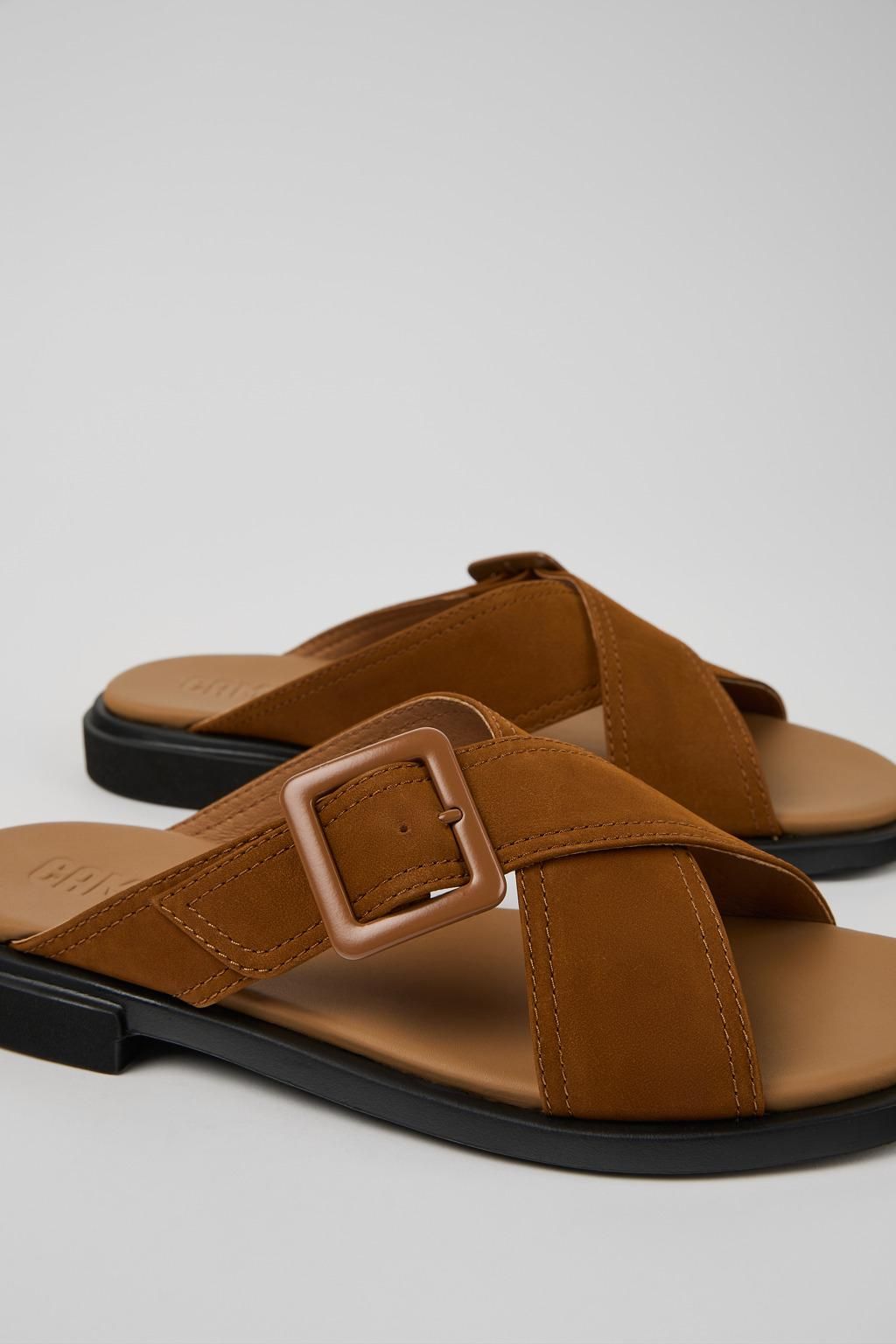 캠퍼 미니멀 크로스 스트랩 샌들 Edy K201384-006 BROWN - 상세 이미지 2