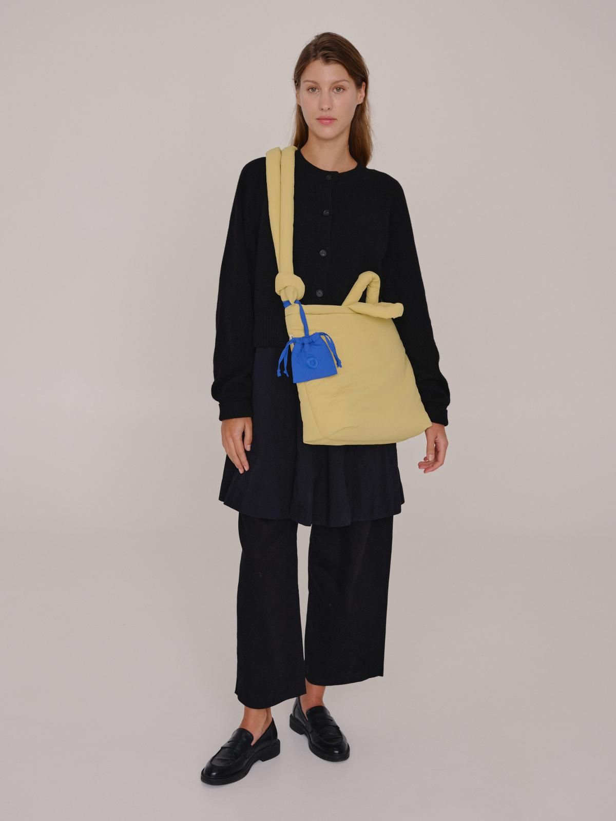 올랜드 미니멀 소프트 드로스트링 파우치 Nano Ona 53528596480335 COBALT BLUE - 상세 이미지 3