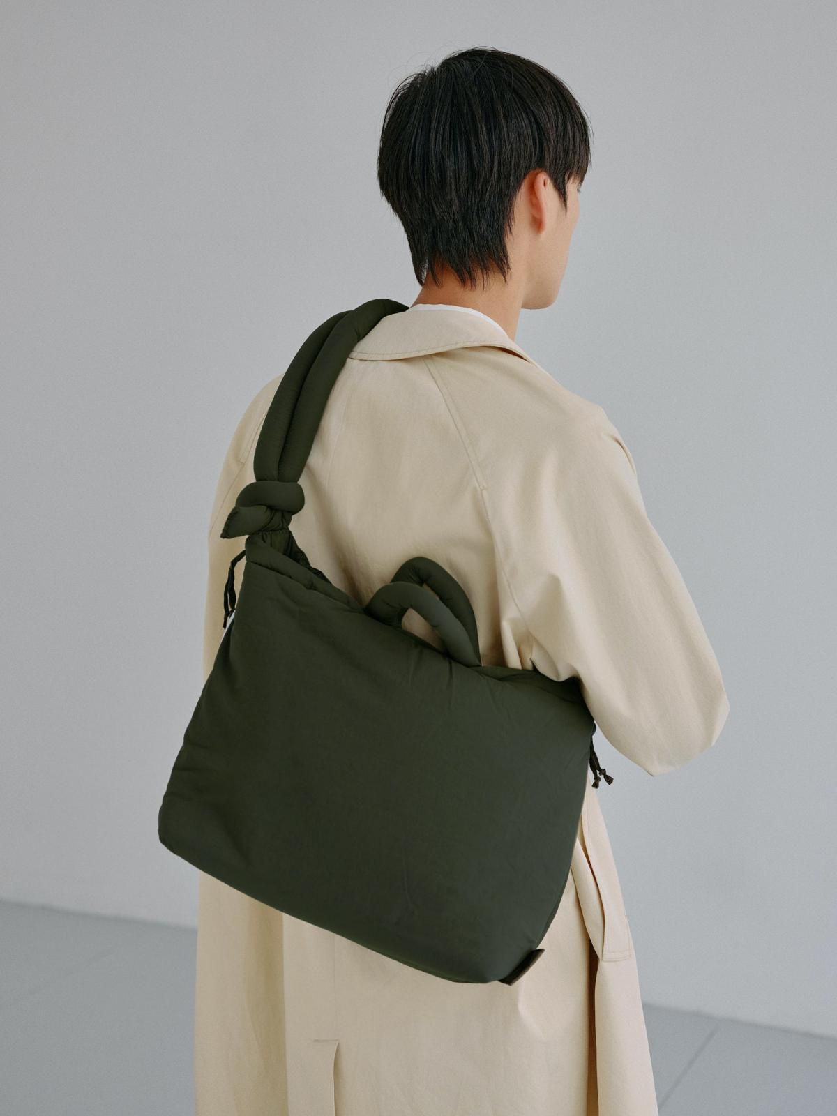 올랜드 소프트 테크니컬 라이트 나일론 호보백 Ona 46924342886735 FOREST GREEN - 상세 이미지 3