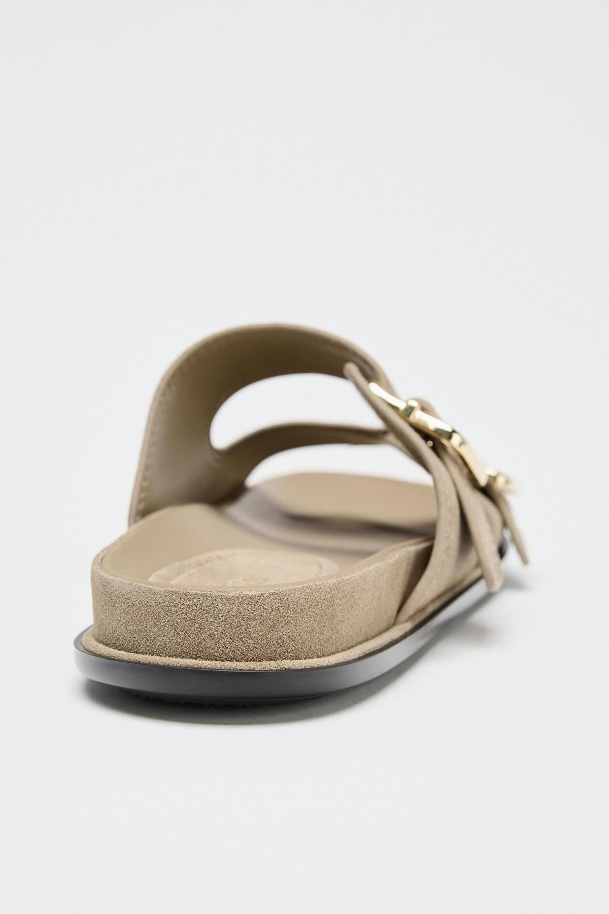 자라 스웨이드 스트랩 버클 플랫 샌들 2616/510 SAND BROWN - 상세 이미지 5