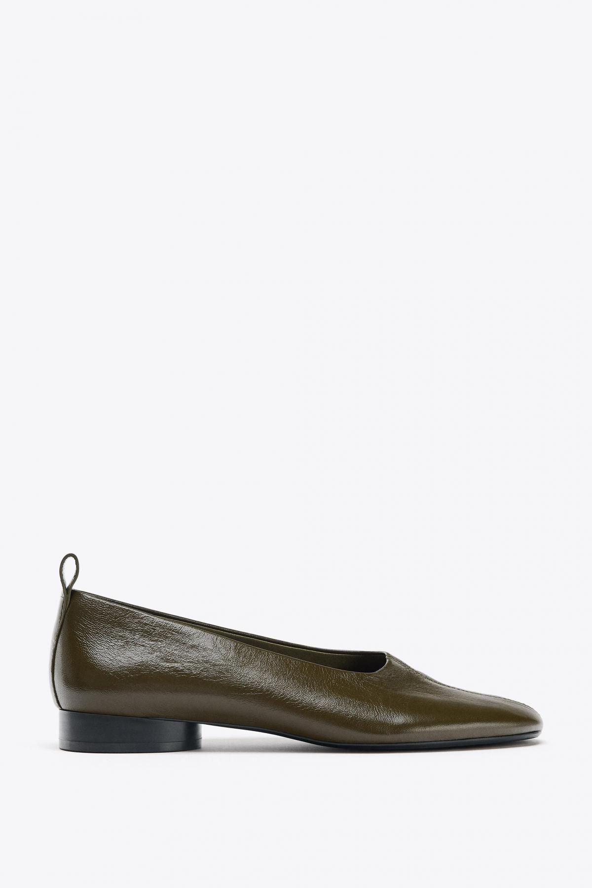 자라 페미닌 에나멜 레더 로우힐 펌프스 1541/510 KHAKI GREEN - 메인 이미지
