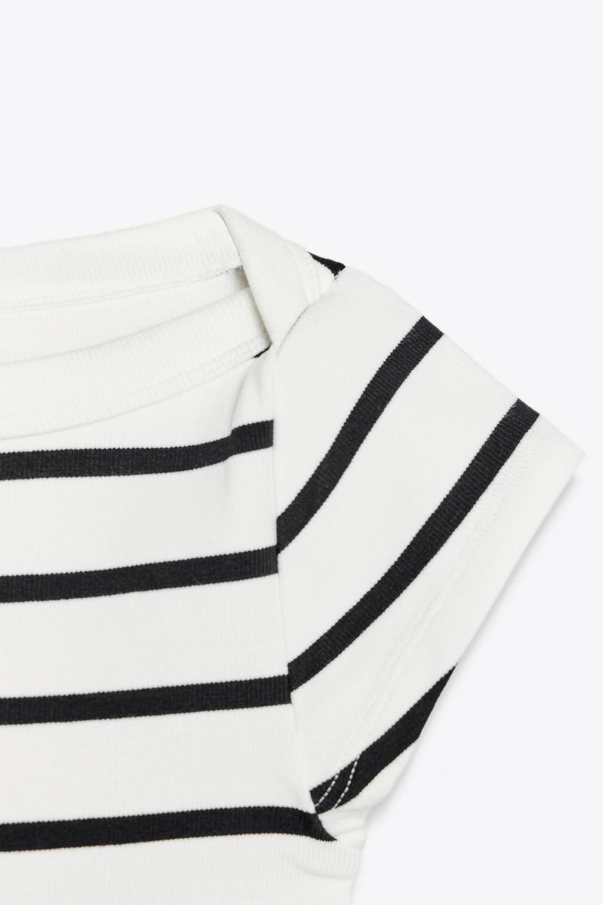 자라 스트라이프 슬림핏 보트넥 반팔 티셔츠 4424/302 STRIPED - 상세 이미지 5