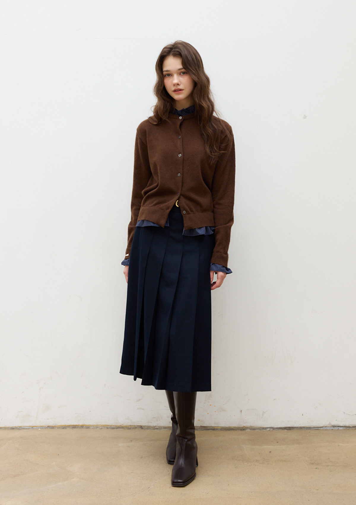 윈터 텐셀 시그니처 펜던트 플리츠 스커트 (NAVY, 2 SIZE) - 상세 이미지 2