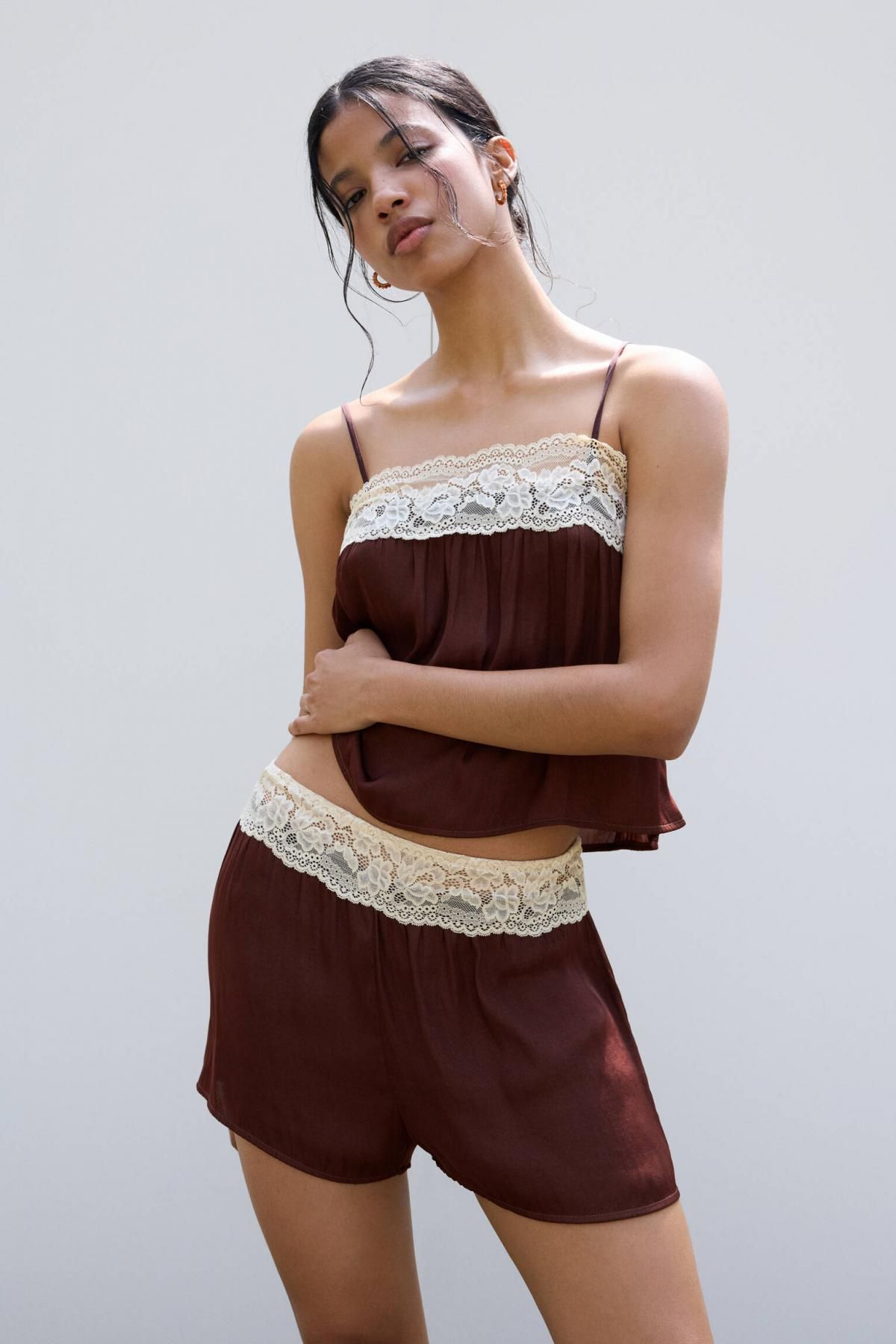 풀앤베어 레이스웨이스트 소프트 홈웨어 반바지 7696/402 BURGUNDY - 상세 이미지 3