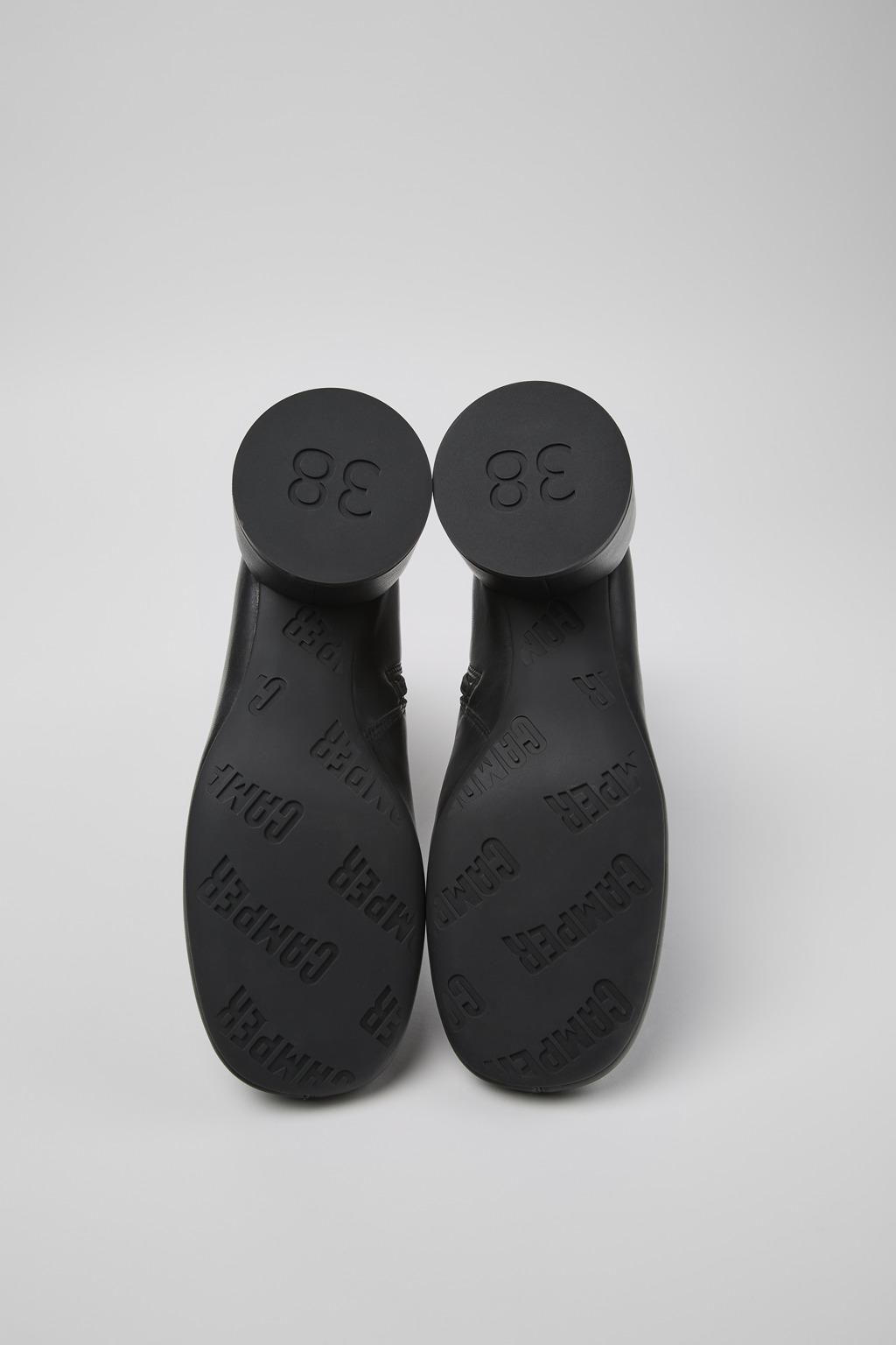 캠퍼 테크니컬 레더 블랙 앵클 부츠 Niki K400786-001 BLACK - 상세 이미지 5