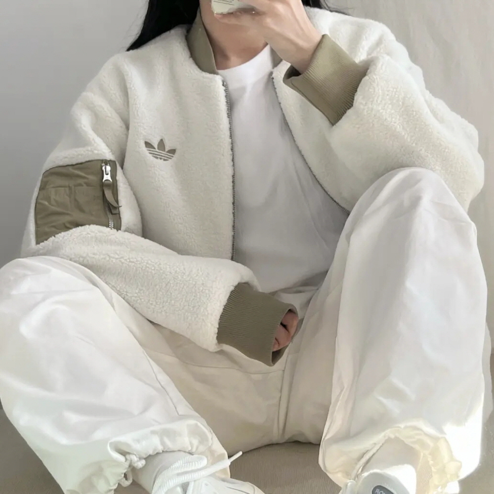 아디다스 리버시블 양면 셰르파 플리스 자켓 카키 화이트 IN0990 - 상세 이미지 4