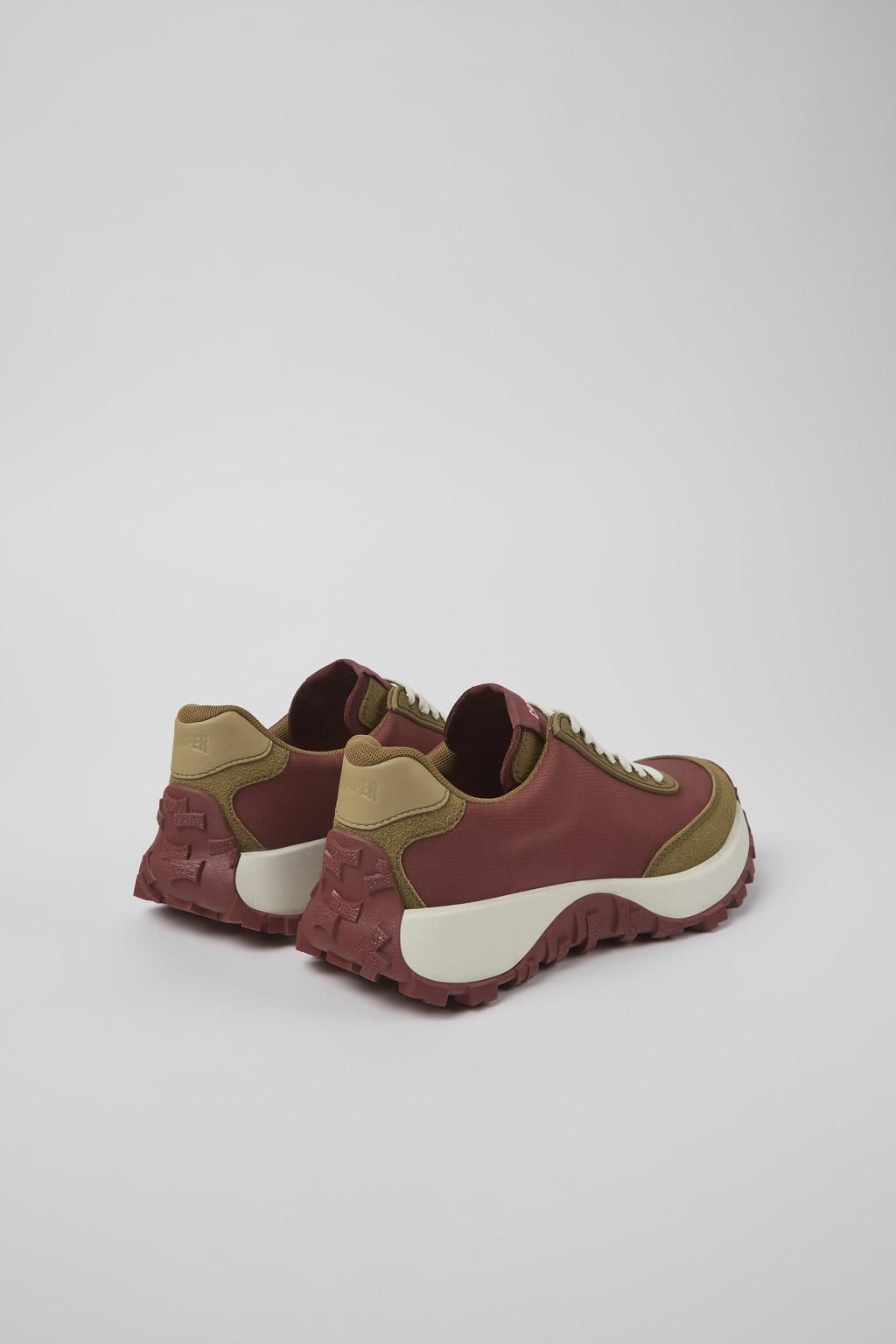 캠퍼 테크니컬 레트로 스니커즈 Drift Trail VIBRAM K201462-020 RED - 상세 이미지 3