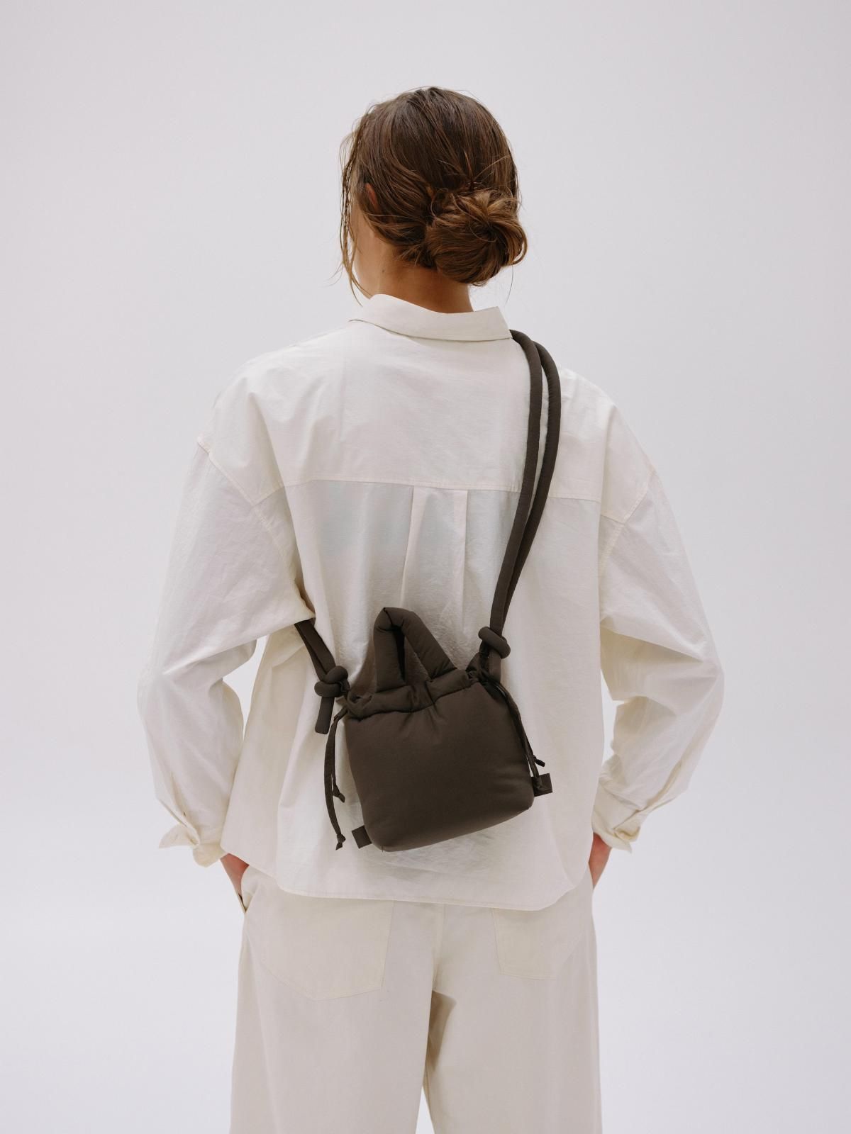 올랜드 소프트 미니멀 마이크로 호보백 Micro Ona Soft Bag 49695704580431 FOREST GREEN - 상세 이미지 4