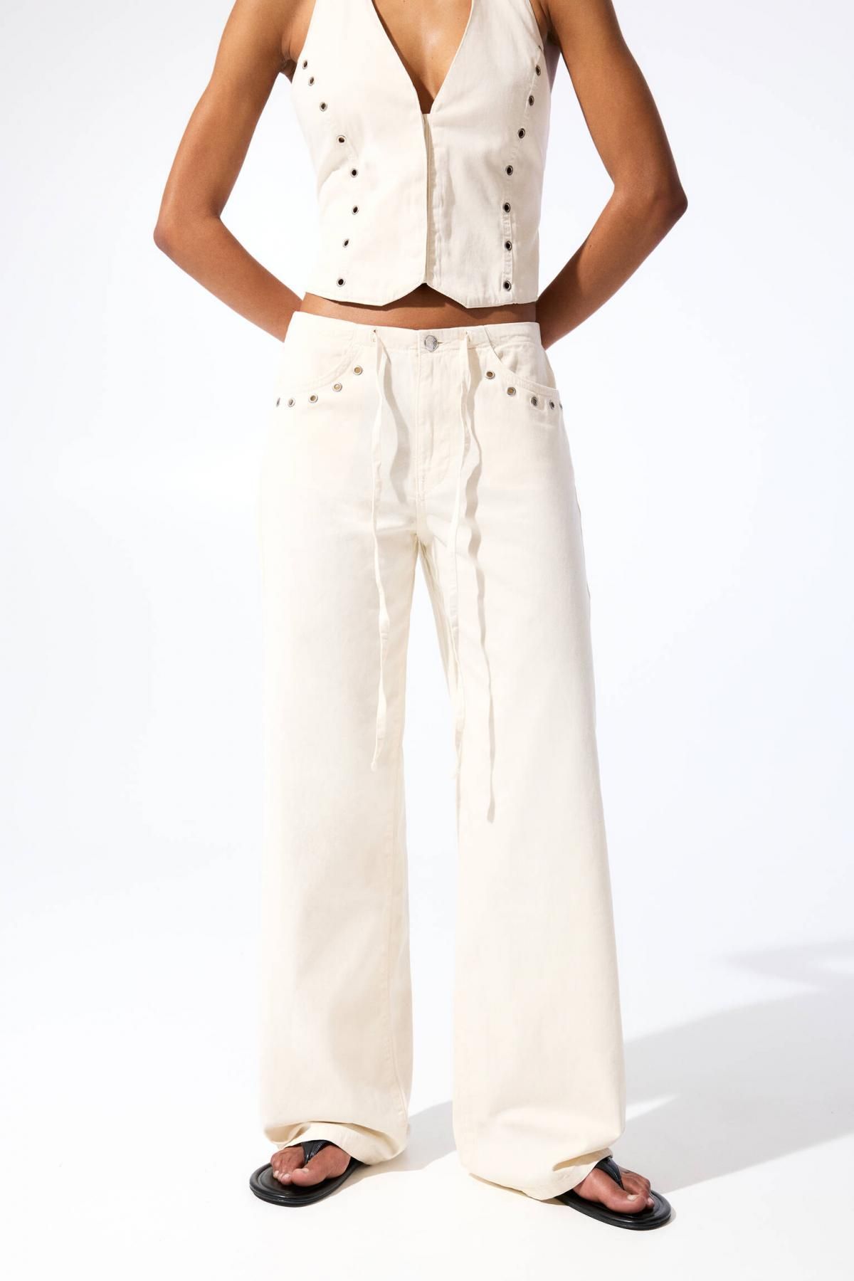 풀앤베어 스터드 디테일 와이드 스트레이트 팬츠 코튼 미드라이즈 7674/303 VANILLA - 상품 이미지