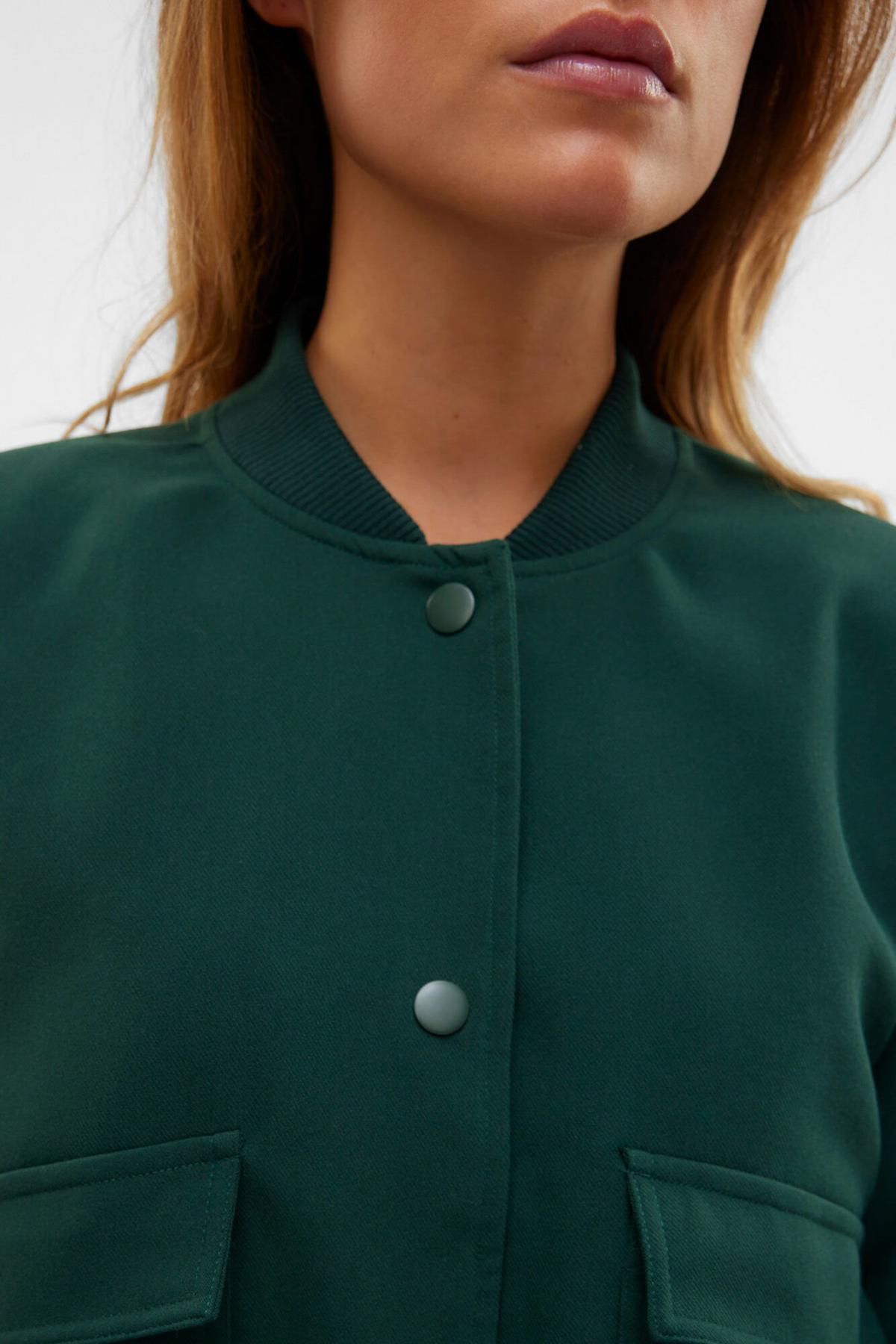 베로모다 베이직 그린 테크니컬 여성 롱슬리브 봄버 재킷 7930183 VERDE OSCURO - 상세 이미지 3