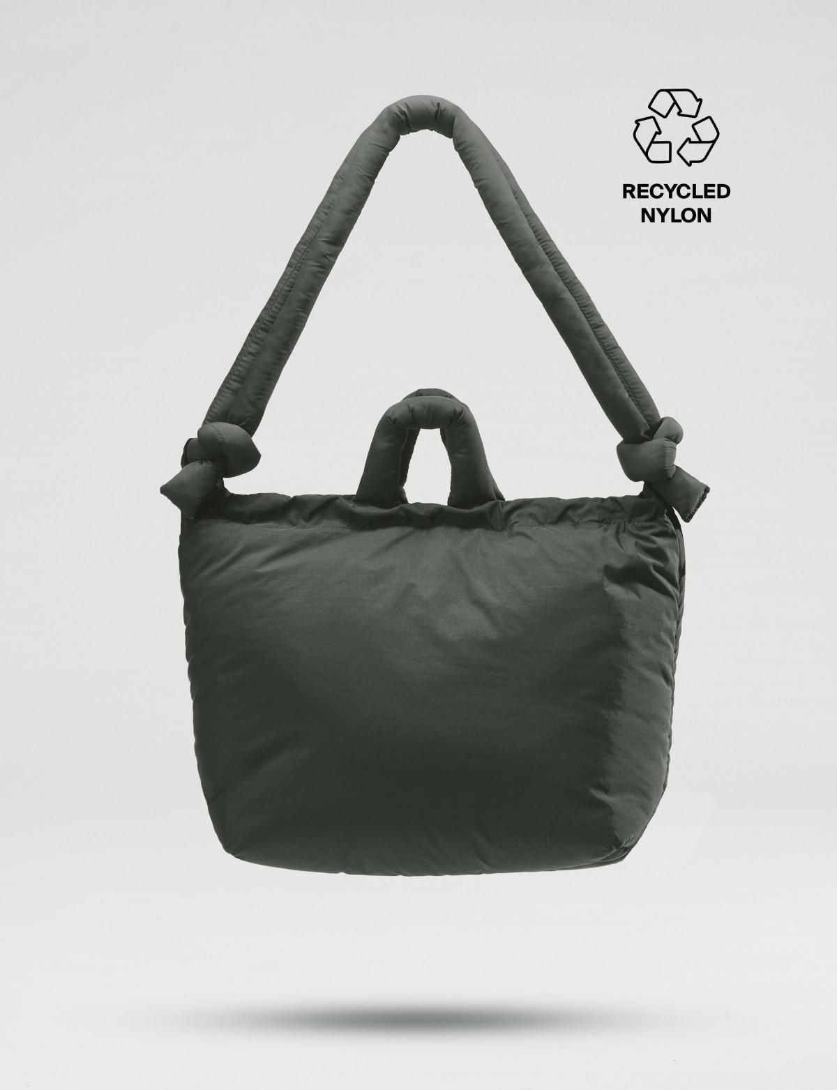 올랜드 소프트 리사이클드 나일론 호보백 Ona Pro 54713247203663 FOREST GREEN - 상품 이미지