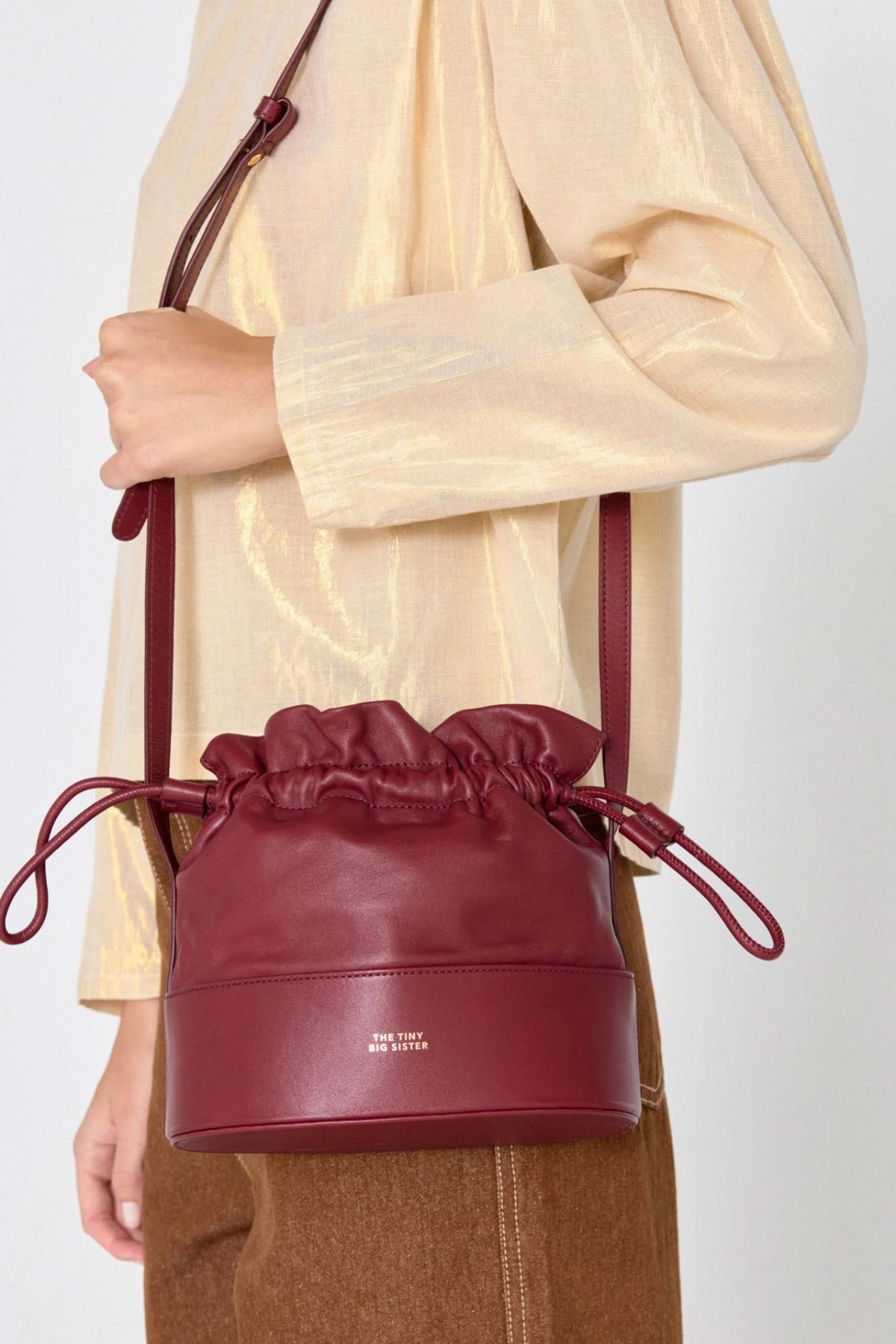 타이니코튼 버건디 레더 스트링 버킷백 Bolso de piel costi TTBS-046P19 BORGONA - 상세 이미지 5