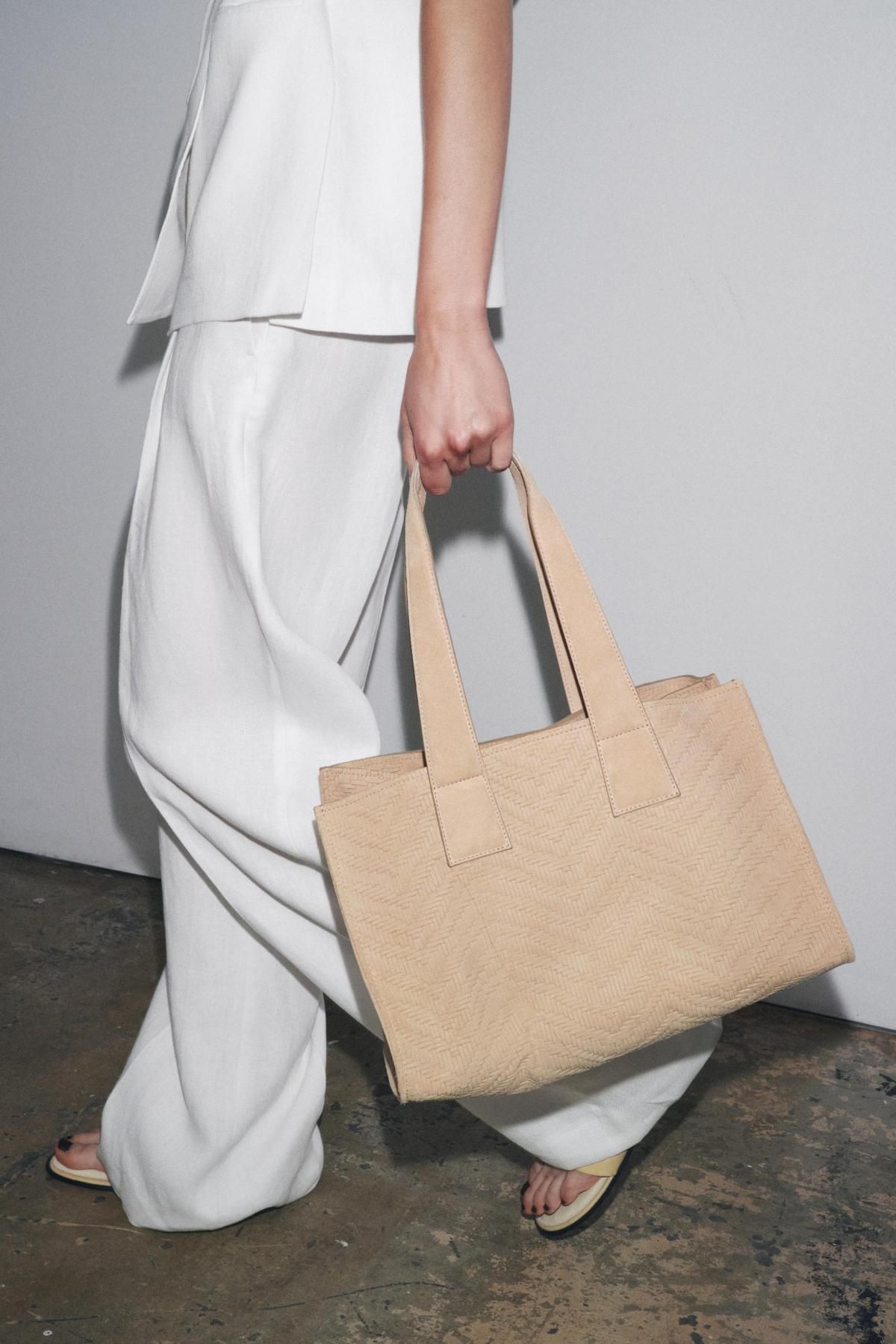 자라 베이지 브레이드 스웨이드 쇼퍼백 6010/610 SAND/BROWN - 상세 이미지 2