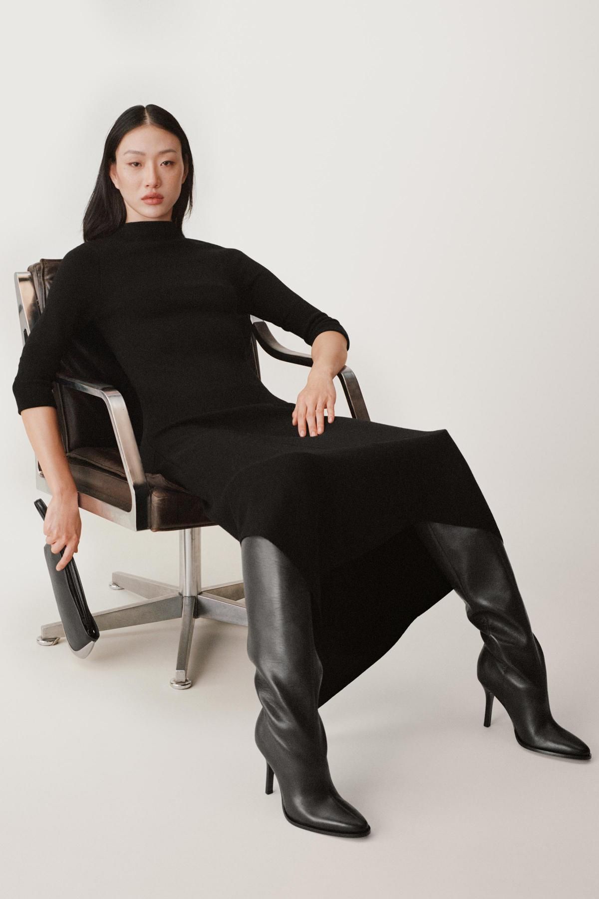 자라 울블렌드 하이넥 언발란스 롱 원피스 2893/085 BLACK - 상세 이미지 3