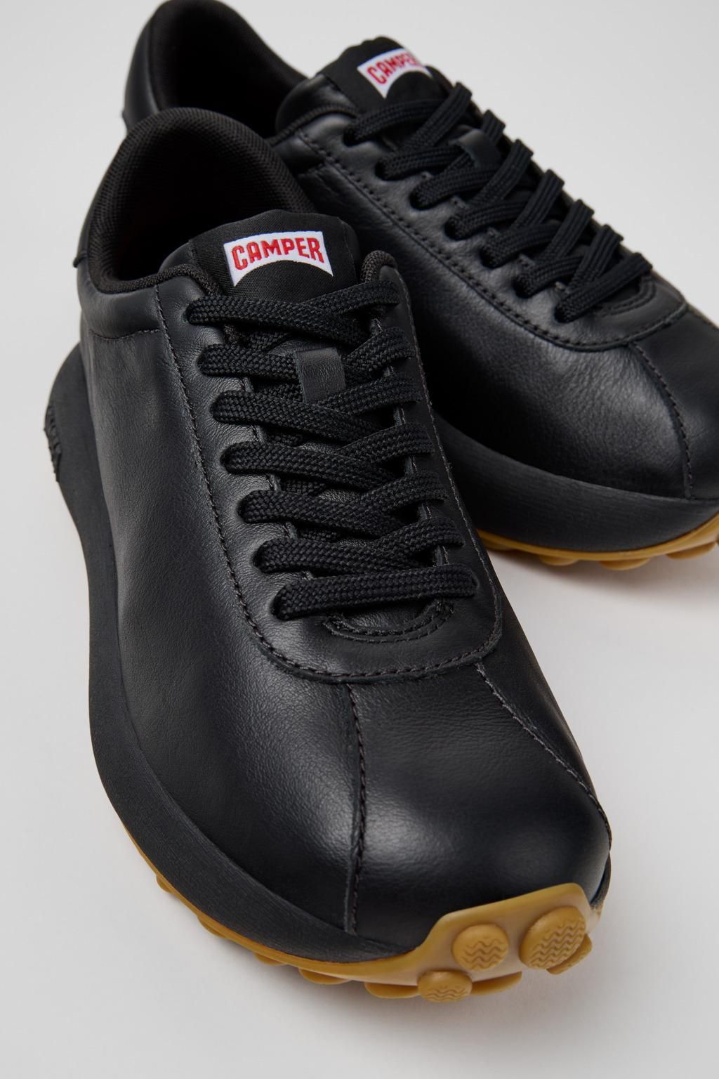 캠퍼 프리미엄 레더 로우탑 스니커즈 Pelotas Athens K201853-001 BLACK - 상세 이미지 2