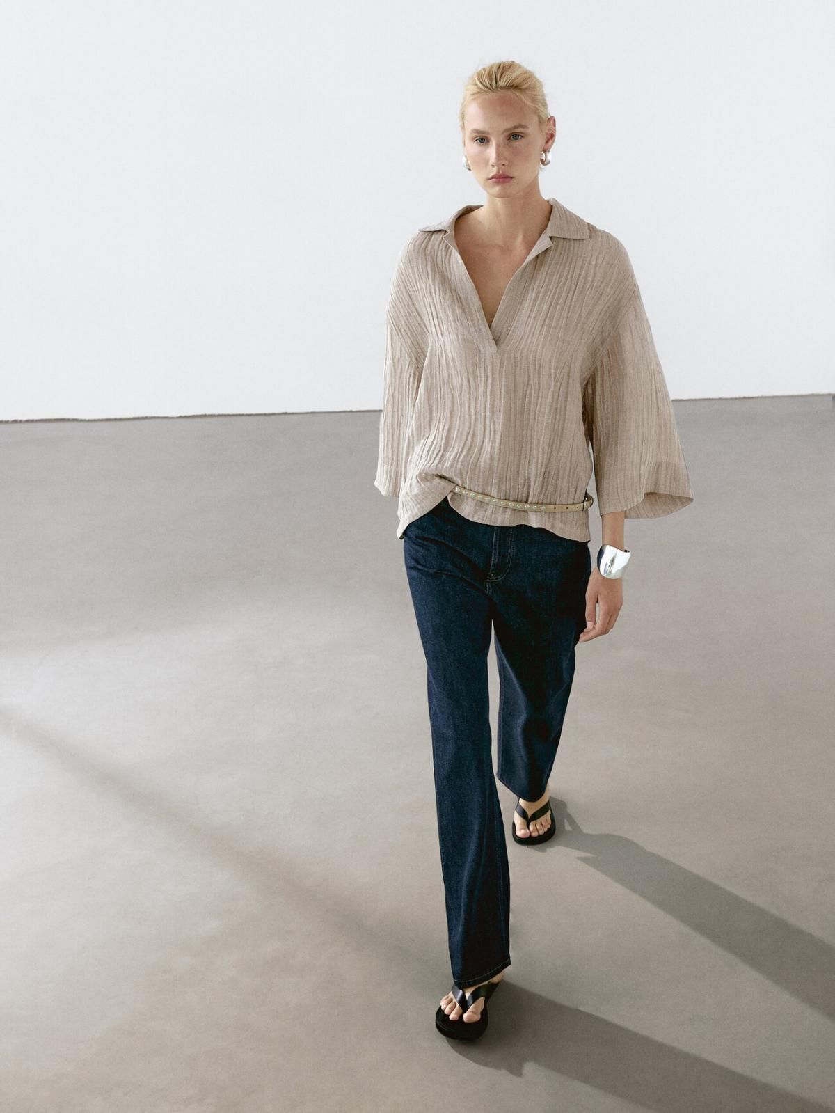 마시모두띠 내추럴 린넨 블렌드 오픈넥 블라우스 5114/715 BEIGE - 상세 이미지 5