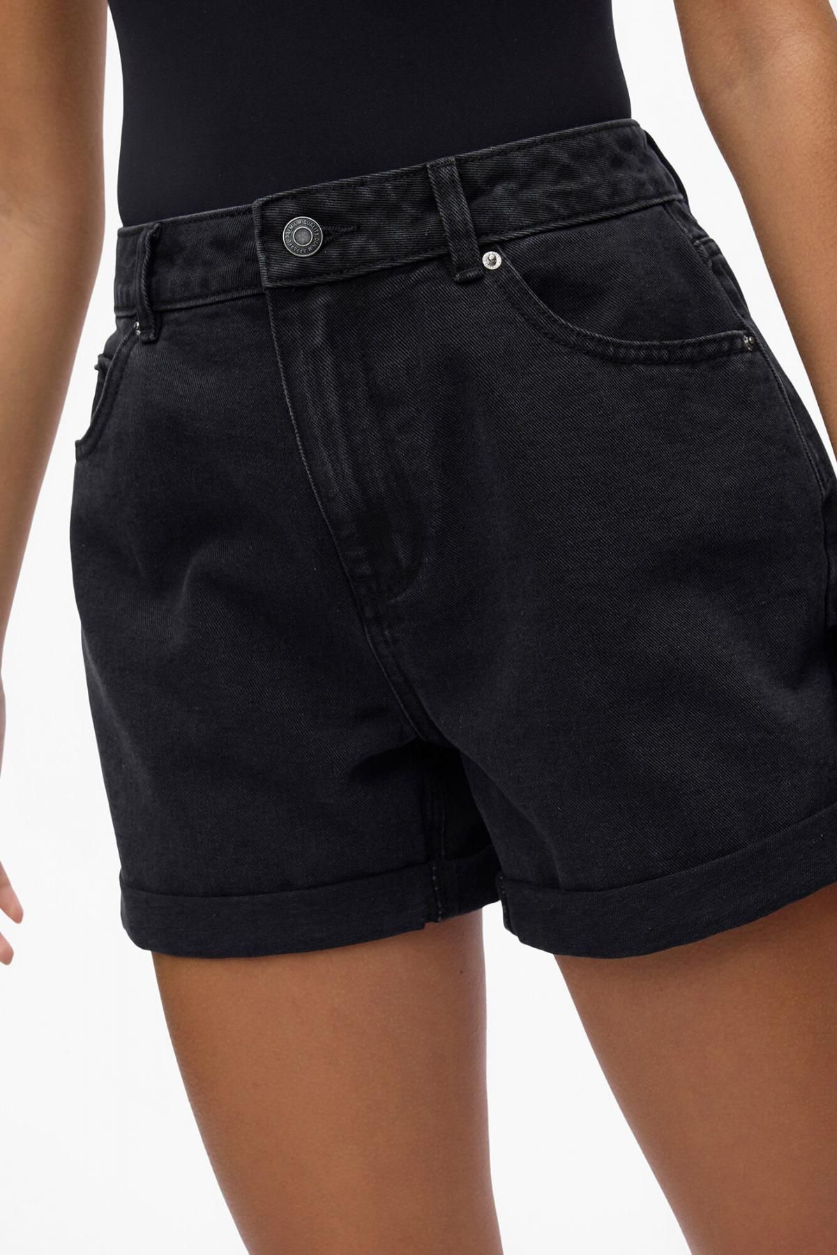 베로모다 블랙 데님 하이웨이스트 5포켓 롤업 숏팬츠 5010012 NEGRO - 상세 이미지 2