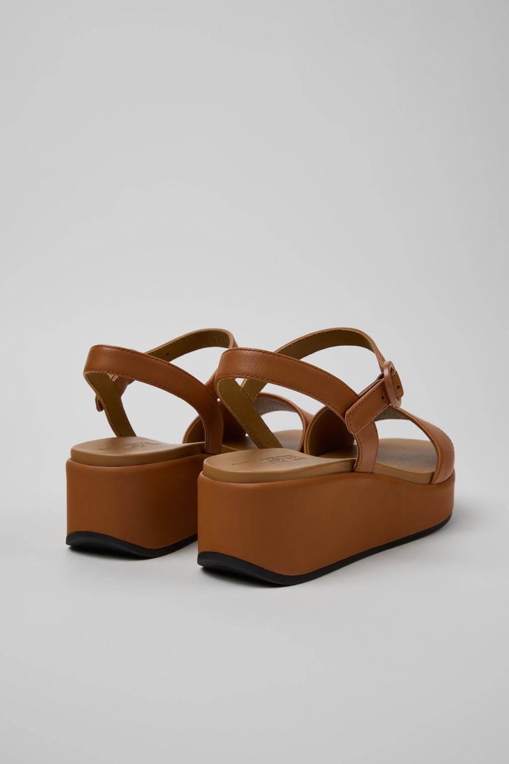 캠퍼 플랫폼 레더 스트랩샌들 Misia 브라운 K200564-026 BROWN - 상세 이미지 3