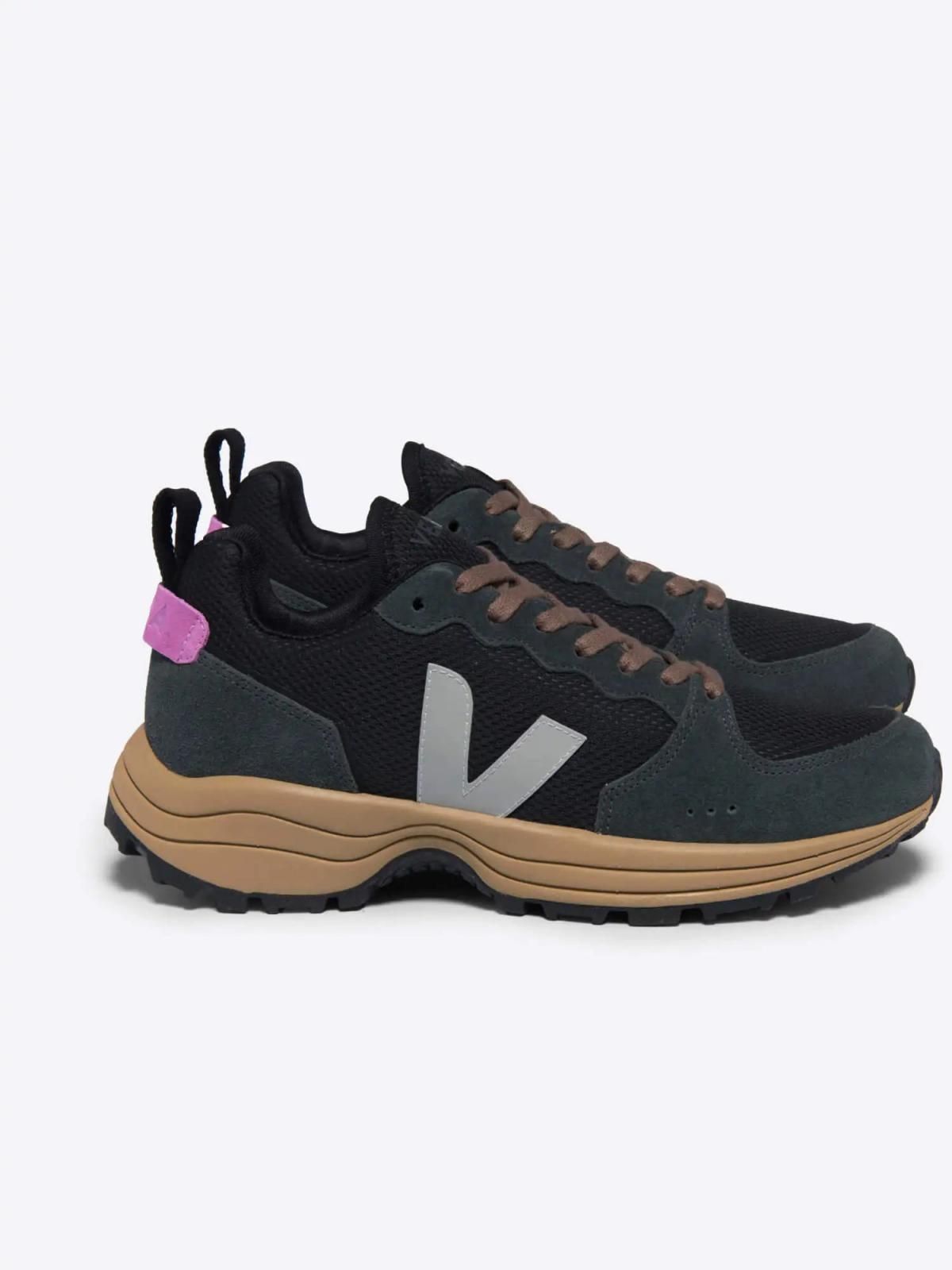 보보쇼즈 테크니컬 친환경 VEJA 로우탑 스니커즈 블랙 옥스포드 그레이 듄 b400hk001 ONE COLOR - 메인 이미지