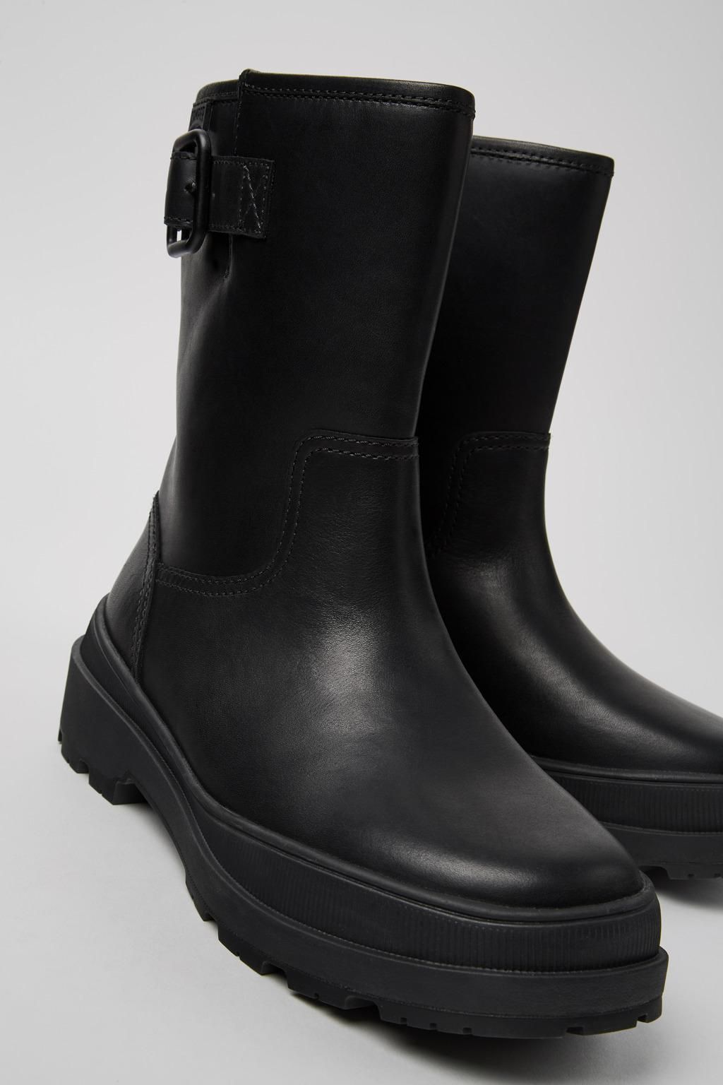 캠퍼 어반 미드 앵클부츠 블랙 레더 Brutus Trek K400783-001 BLACK - 상세 이미지 2