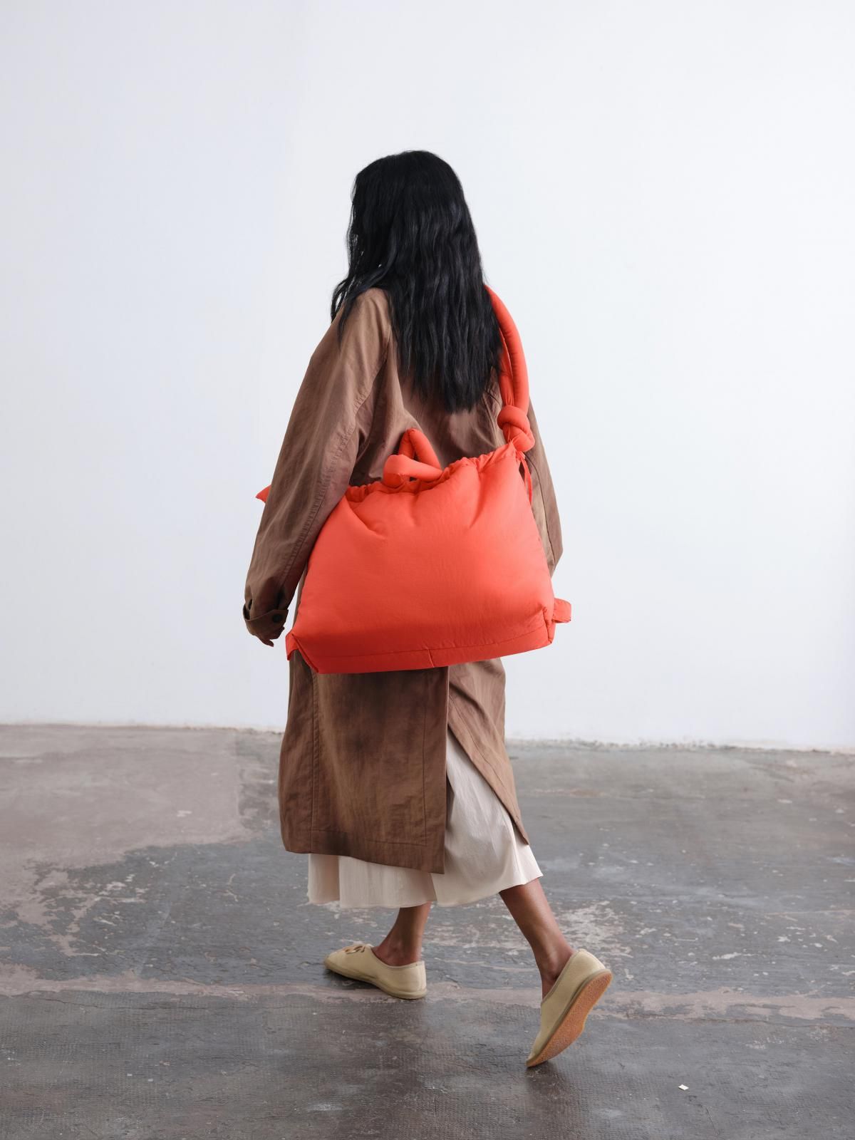 올랜드 멀티웨이 소프트 라지 백 Large Ona 48389831950671 CORAL - 상세 이미지 3
