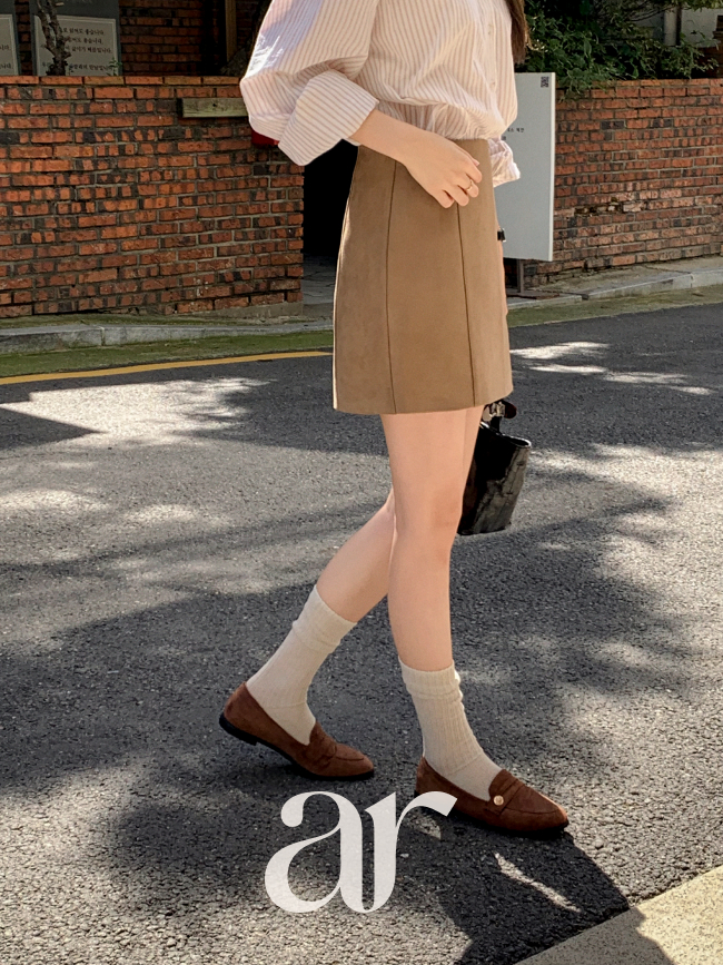 스웨이드 절개 라인 미니 스커트 하객룩 sk7517 - 상세 이미지 2