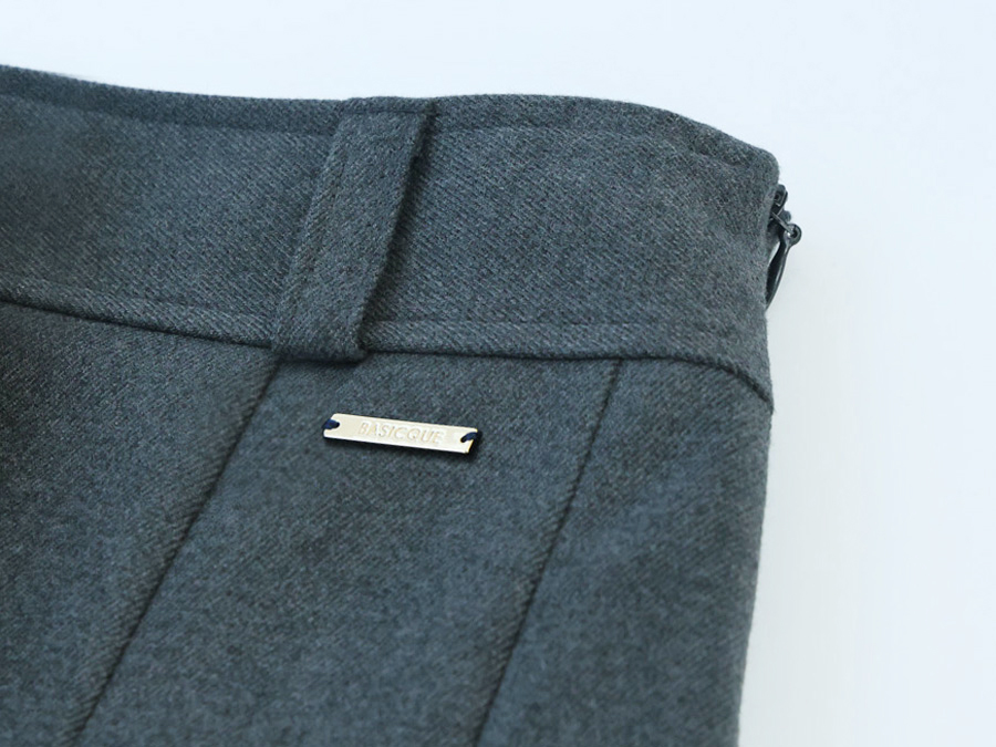 윈터 텐셀 시그니처 펜던트 플리츠 스커트 (GREY, 2 SIZE) - 상세 이미지 2