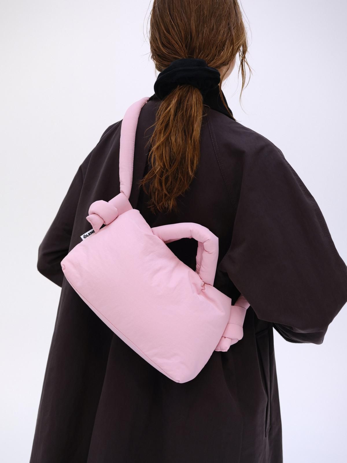 올랜드 소프트 미니멀 퍼프 미니 호보백 MiniOna 49695256183119 PALE PINK - 상세 이미지 4
