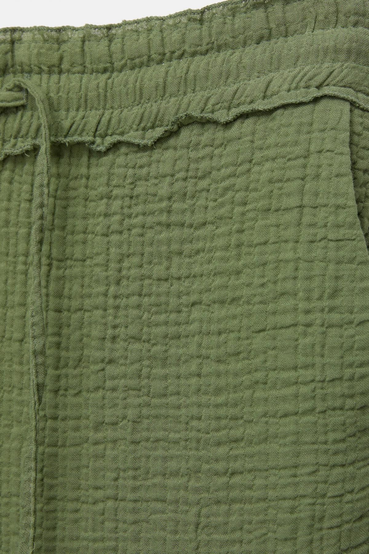 풀앤베어 와이드핏 밴딩 웨이스트 크리즈드 슬랙스 팬츠 7675/201 KHAKI - 상세 이미지 3