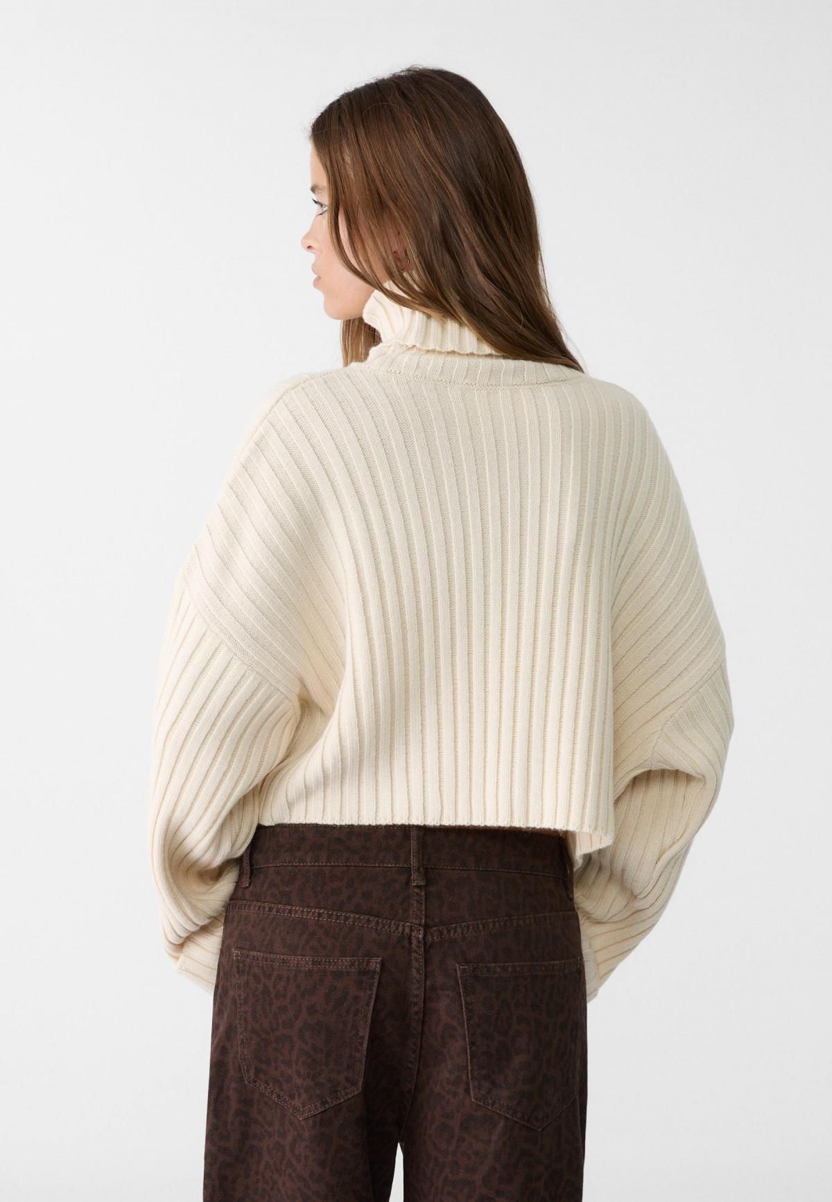 스트라디바리우스 하이넥 크롭 니트 터틀넥 스웨터 8557/350 BEIGE 이미지 7