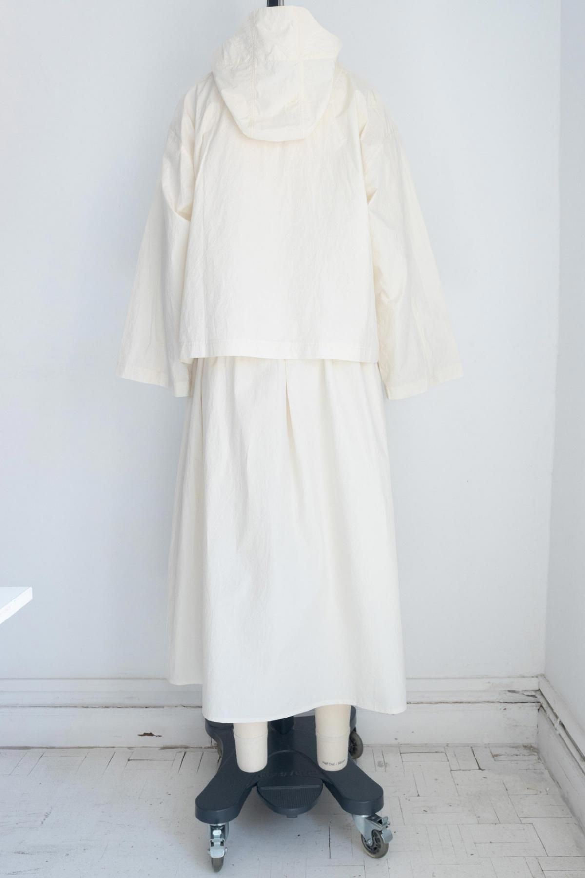 타이니코튼 볼륨 플레어 밴딩 미디 스커트 SS25-822103 ONE COLOR - 상세 이미지 5