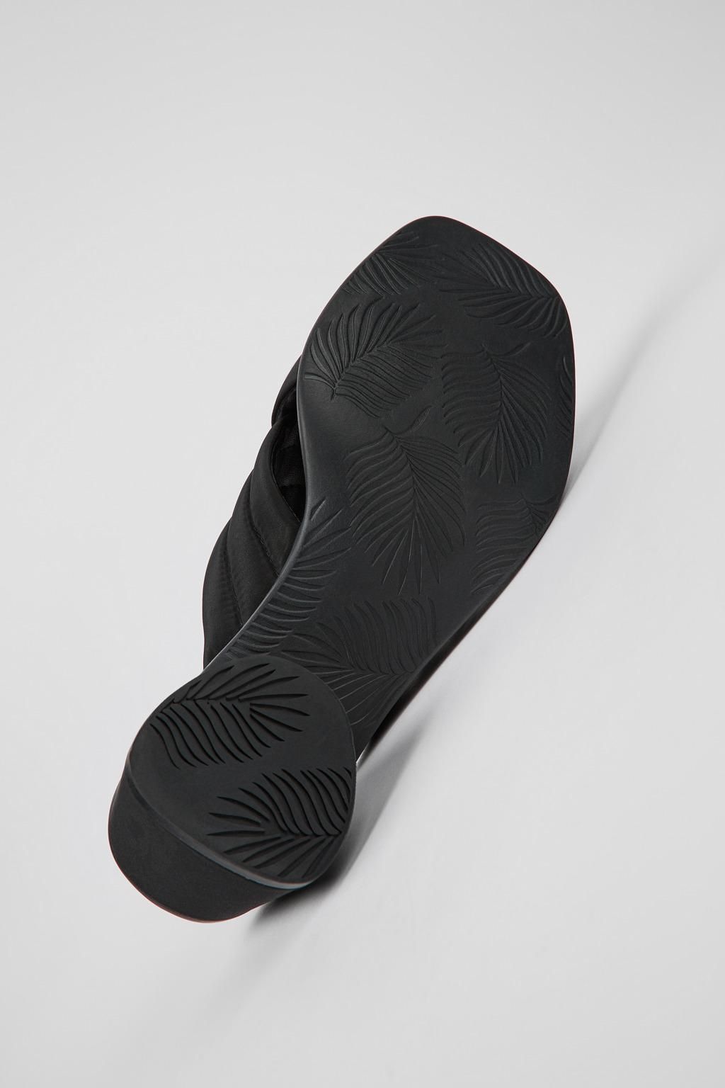 캠퍼 블랙 미니멀 스트랩 크로스 샌들 블랙 K201540-004 BLACK - 상세 이미지 5