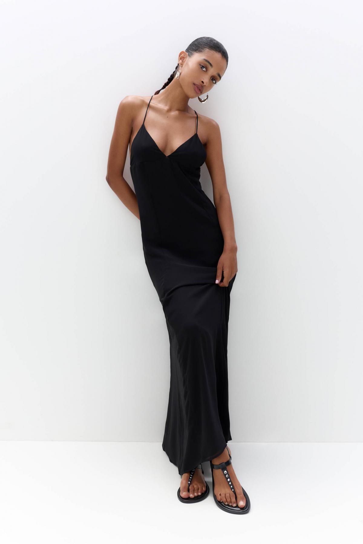 풀앤베어 트렌디 오픈백 미디 원피스 7394/410 BLACK - 상세 이미지 3