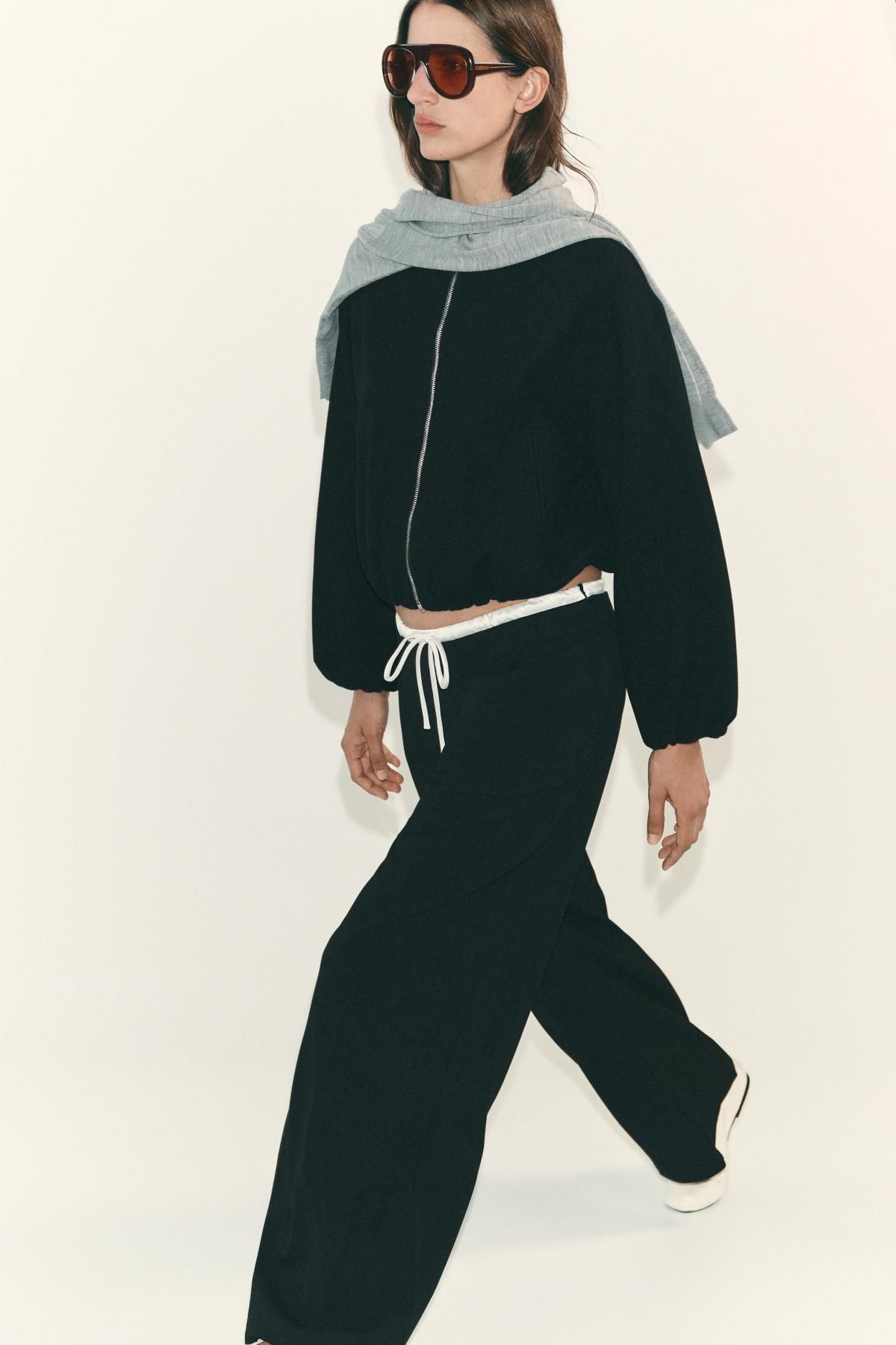자라 소프트 라운드넥 집업 블랙 봄버 재킷 3046/264 BLACK - 상세 이미지 3