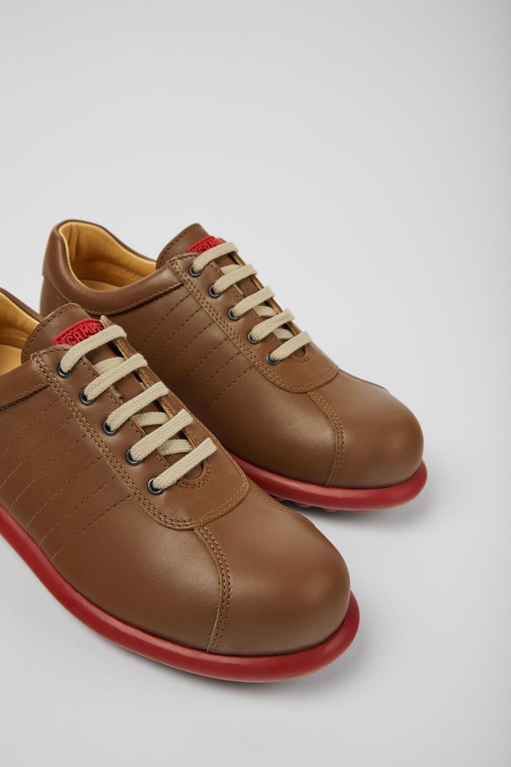 캠퍼 아이코닉 브라운 레더 로우탑 스니커즈 Pelotas 27205-284 BROWN - 상세 이미지 2