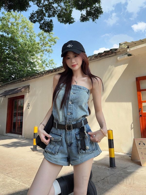 여성 데님 튜브탑 민소매 숏팬츠 점프수트 슬림핏 카고 올인원 데이트 캐주얼룩 청 롬퍼 바디라인 보정 유니크 봄 여름 - 상세 이미지 2