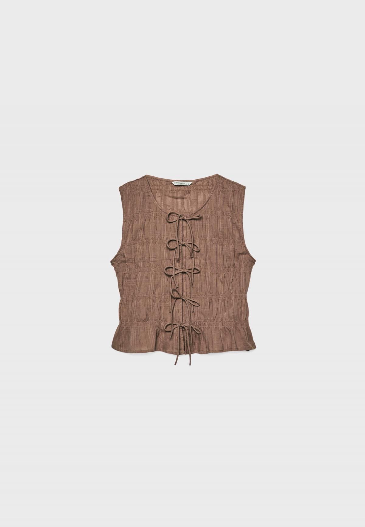 스트라디바리우스 크리즈드 레이스업 슬리브리스 탑 2057/683 BROWN - 상품 이미지