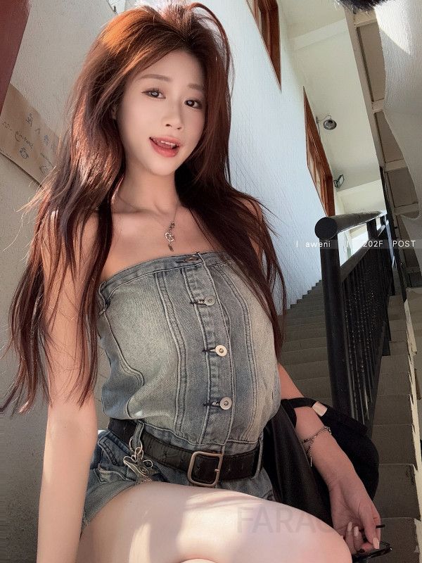 여성 데님 튜브탑 민소매 숏팬츠 점프수트 슬림핏 카고 올인원 데이트 캐주얼룩 청 롬퍼 바디라인 보정 유니크 봄 여름 - 상세 이미지 5