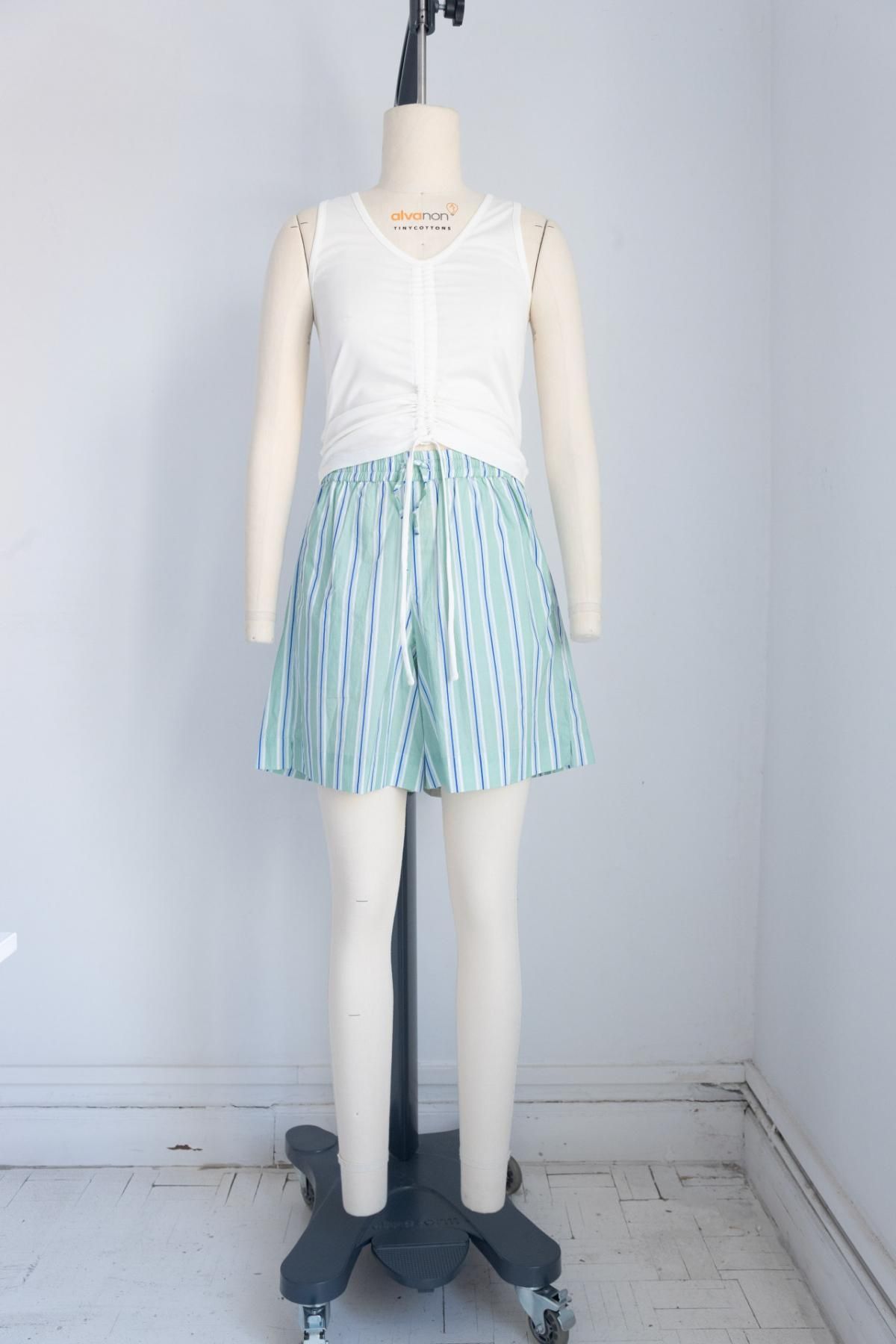 타이니코튼 스트라이프 라이트그린 숏팬츠 SS25-632R22 ONE COLOR - 상세 이미지 5